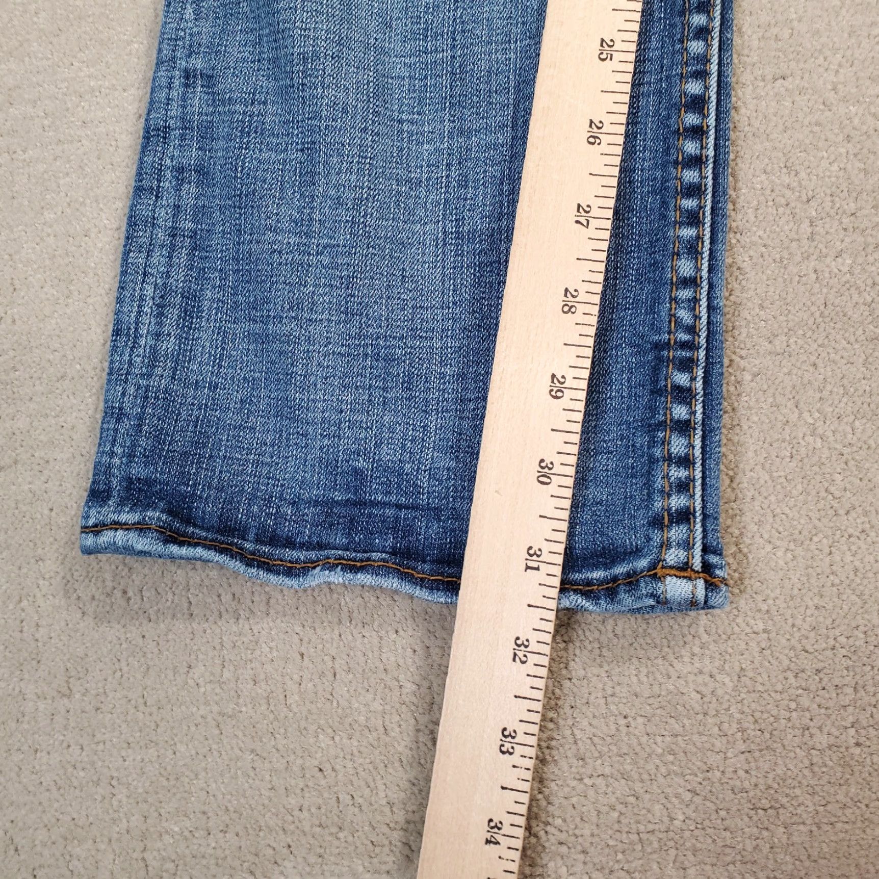 Vintage BKE Jeans Mens 29 Blue Straight Leg Buckle Denim Medium Wash Regular Inseam 31 Size US 29 - 5 Thumbnail
