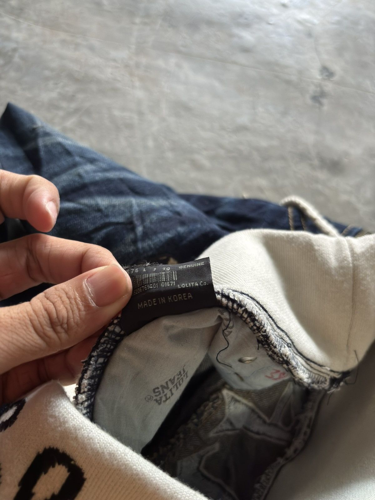 Japanese Brand LOLITA CONCERT CLUB elastic waist distressed yoshitomo nara Size US 29 - 5 Thumbnail