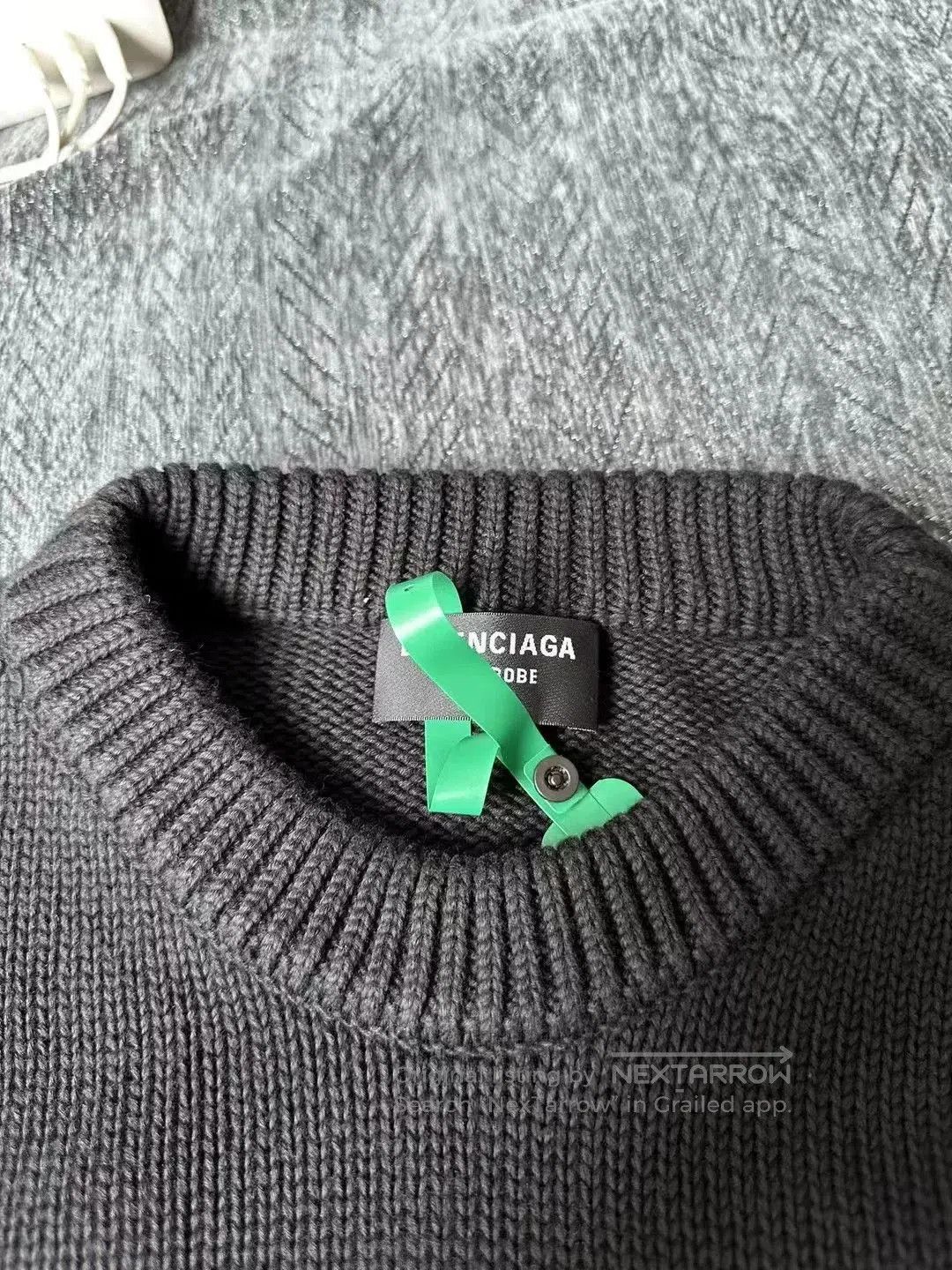 Balenciaga Balenciaga Scissors Sweatshirt L. Size US L / EU 52-54 / 3 - 3 Thumbnail
