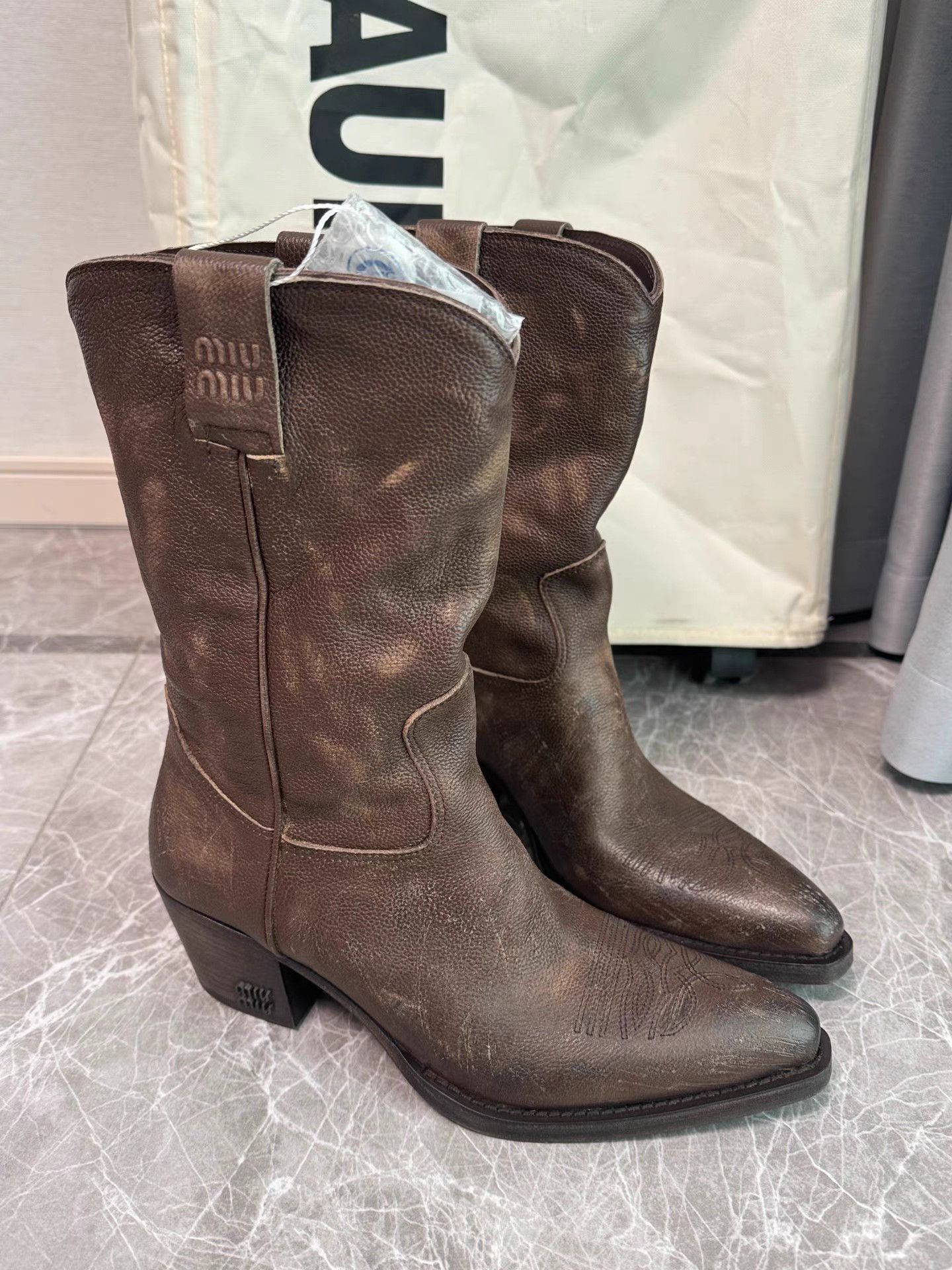 Miu Miu MiuMiu 24FW Pointed Toe Boots K6 Size US 7.5 / IT 37.5 - 3 Thumbnail