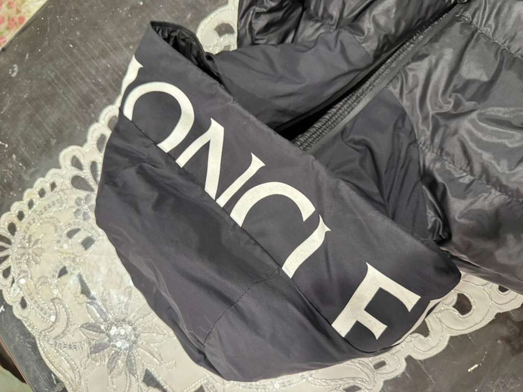 Moncler Moncler provins giubbotto down jacket Size US L / EU 52-54 / 3 - 3 Thumbnail