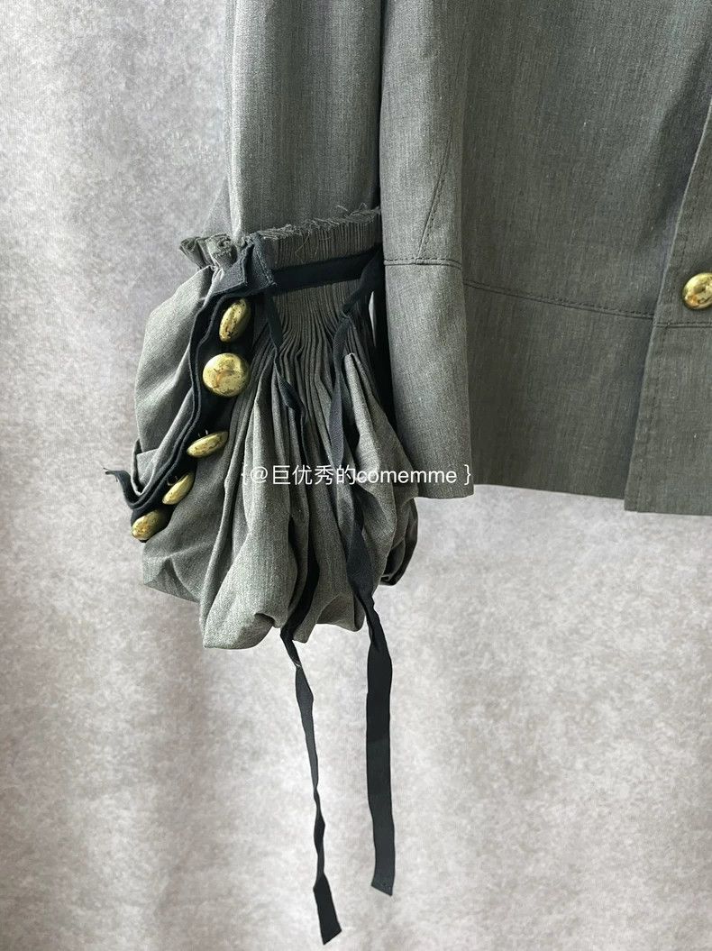 Comme des Garcons Comme Des Garcons Dark Grey Lapel Petal Court Sleeve Jacke Size S / US 4 / IT 40 - 3 Thumbnail