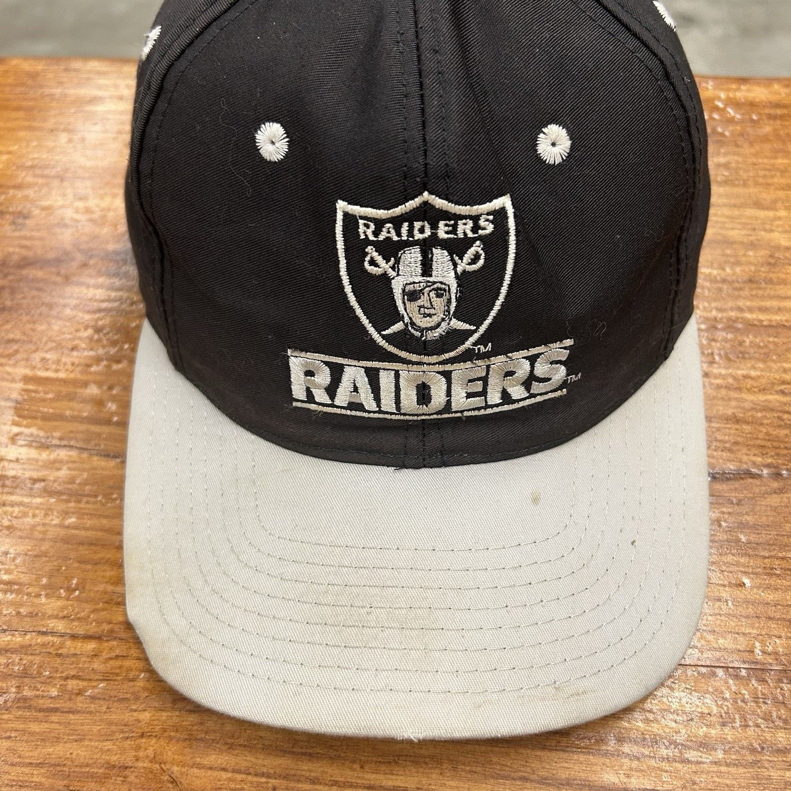 NFL Vintage 90’s NFL Oakland Raiders Spellout Snap Back Hat Size ONE SIZE - 3 Thumbnail