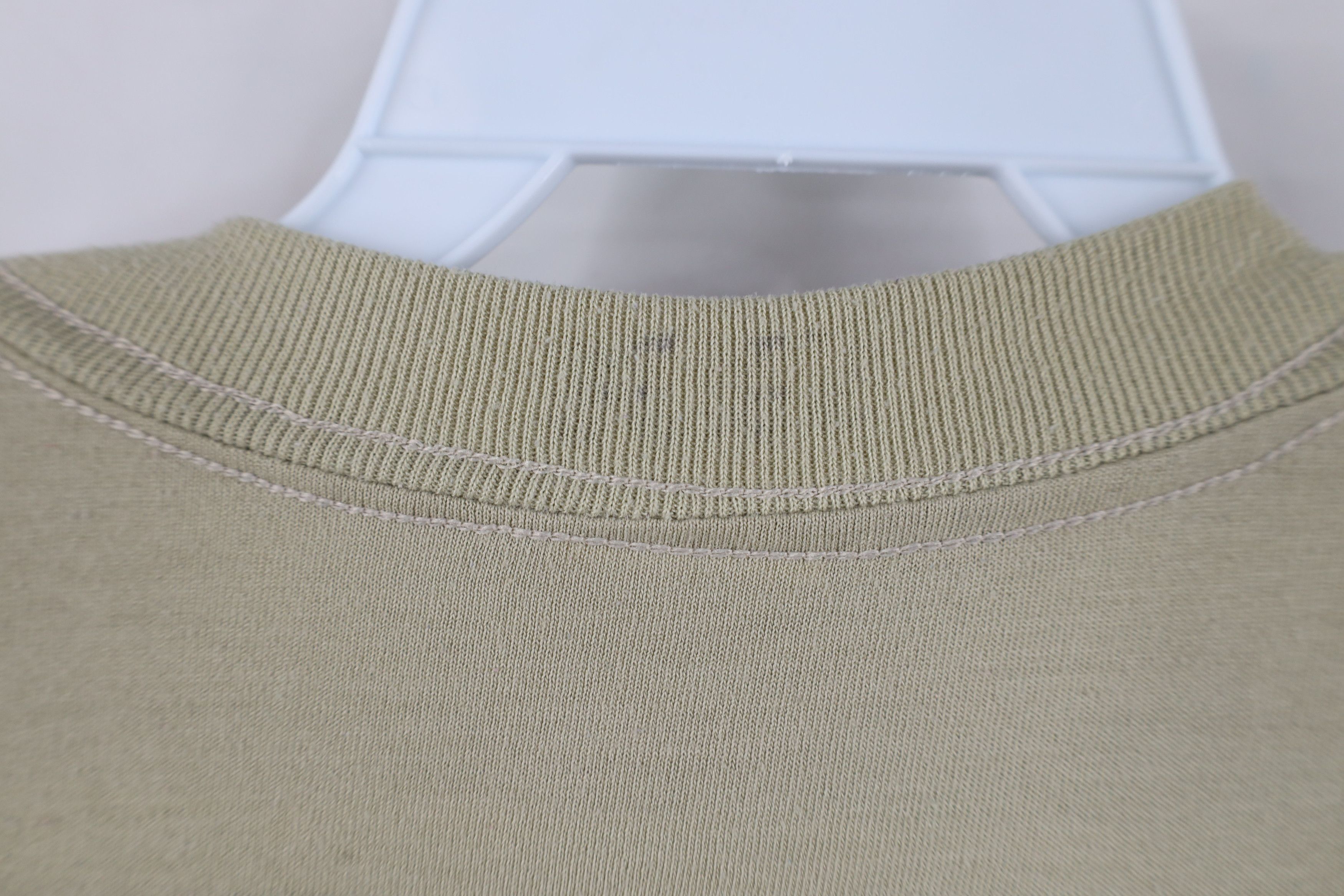 Vintage Vintage 90s Streetwear Blank Knit T-Shirt Khaki Tan USA Size US L / EU 52-54 / 3 - 8 Thumbnail