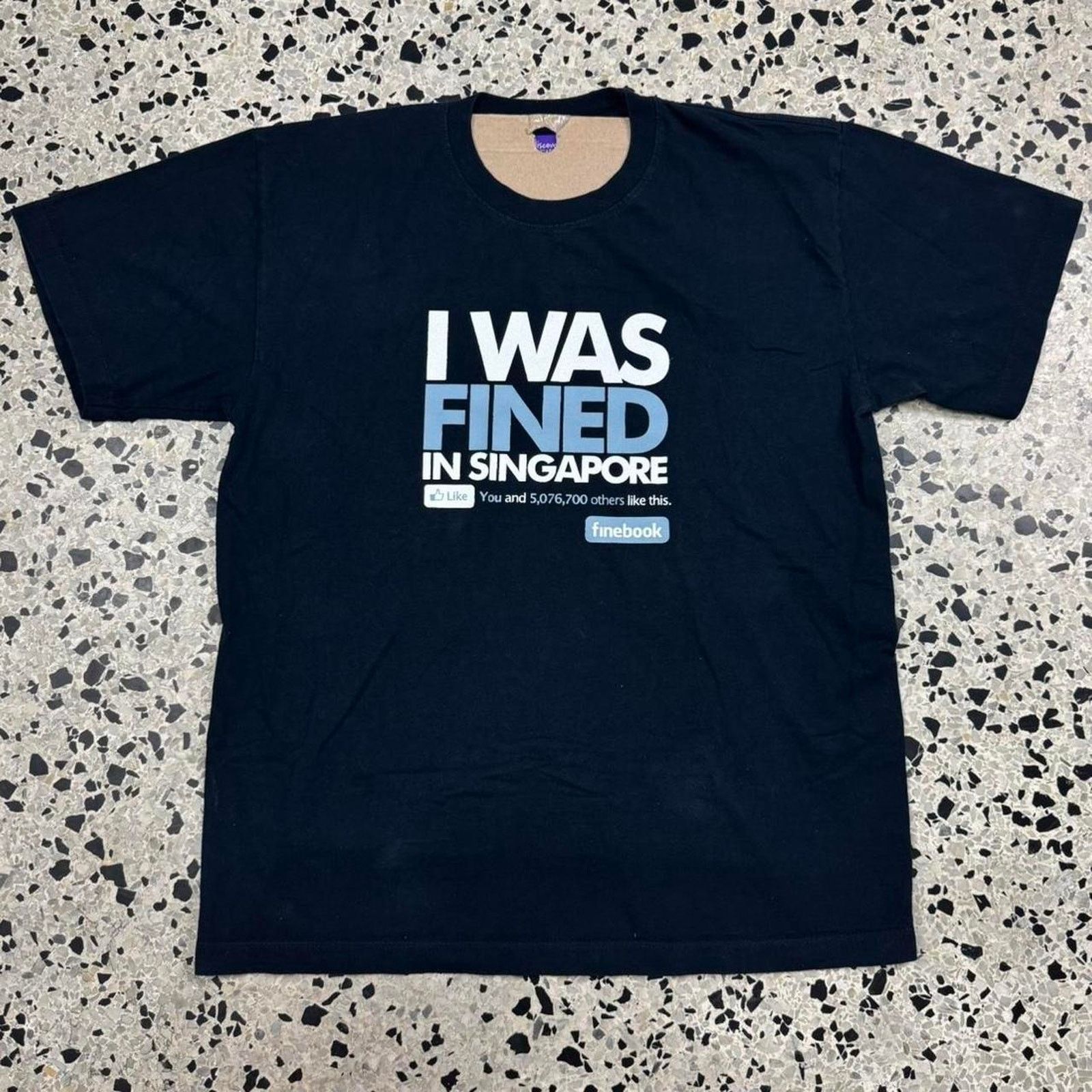 Fruit Of The Loom × Japanese Brand × Vintage VINTAGE Y2K I WAS FINED IN SINGAPORE FACEBOOK PARODY TEE: Size US L / EU 52-54 / 3 - 1 Thumbnail