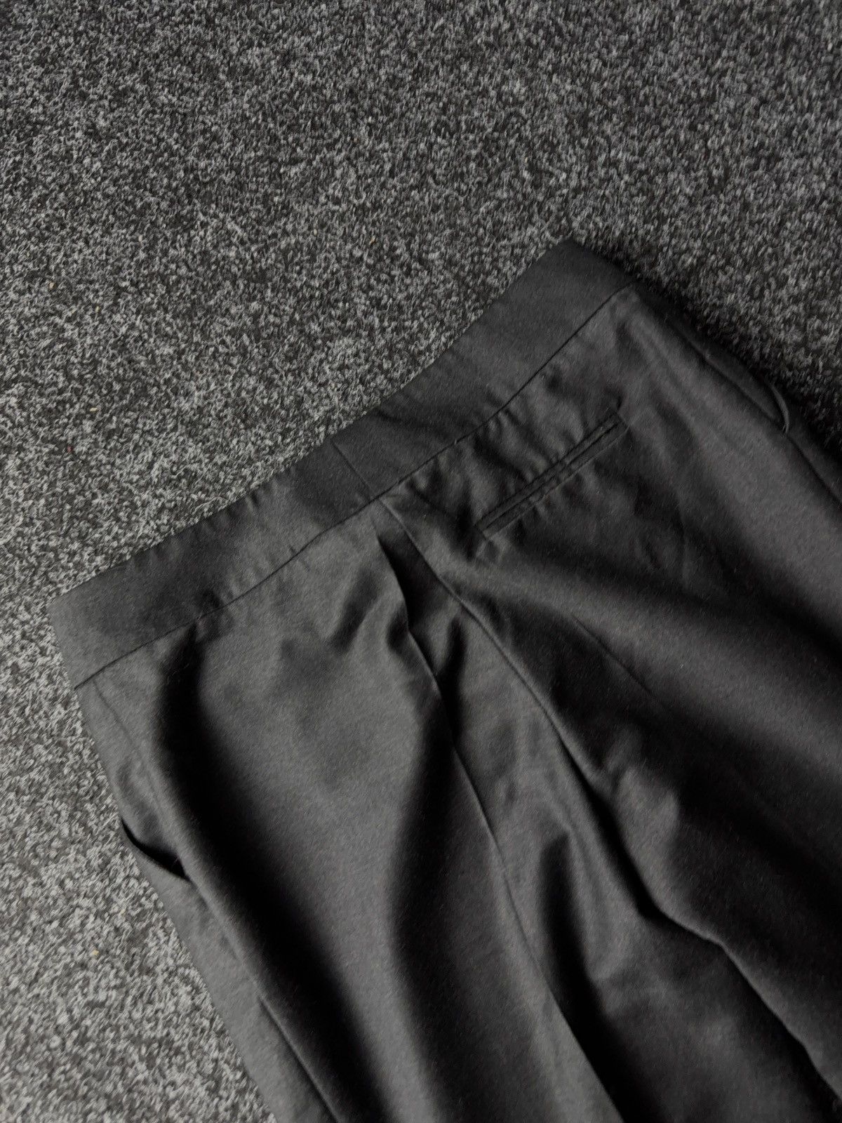 Salvatore Ferragamo Rare Salvatore Ferragamo Wool Pleated Trousers Made in Italy Size 30" / US 8 / IT 44 - 11 Thumbnail