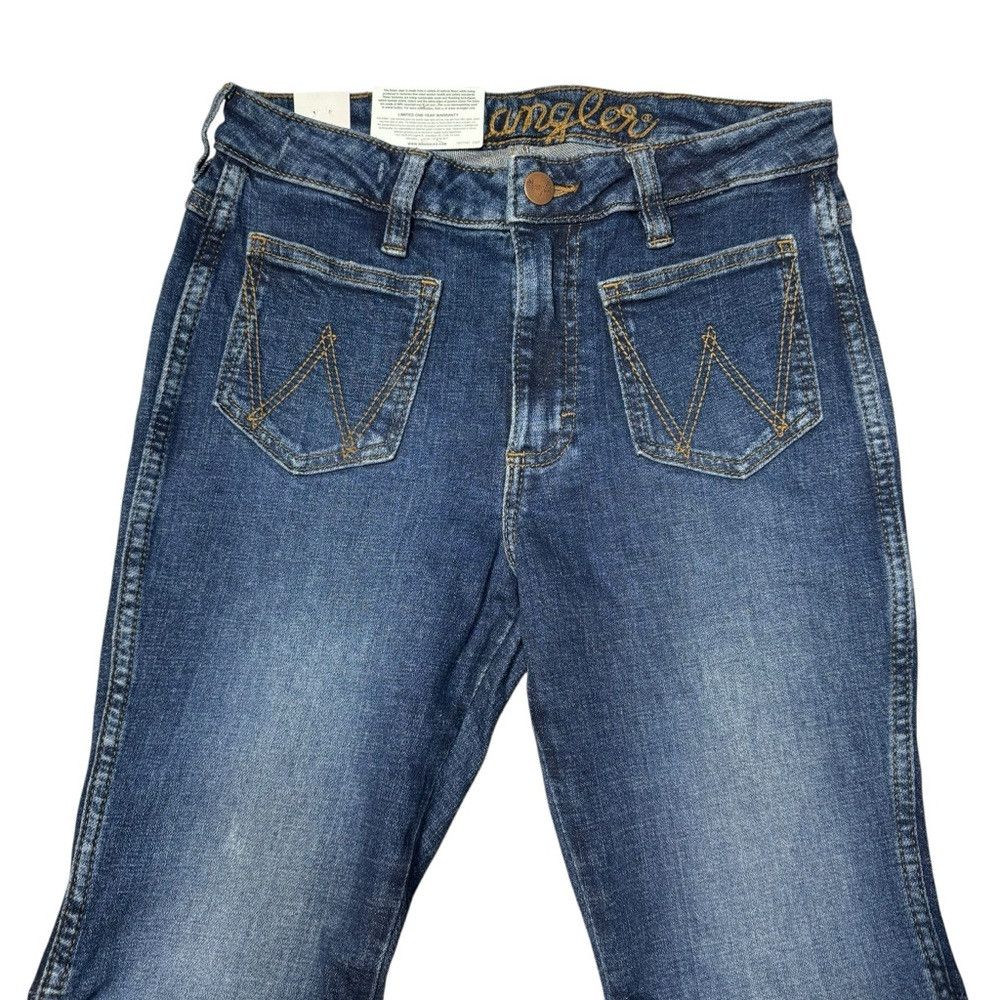 Wrangler NWT New Wrangler Retro High Rise Flare Jeans Size 26 x 30 Size 26" / US 2 / IT 38 - 5 Thumbnail
