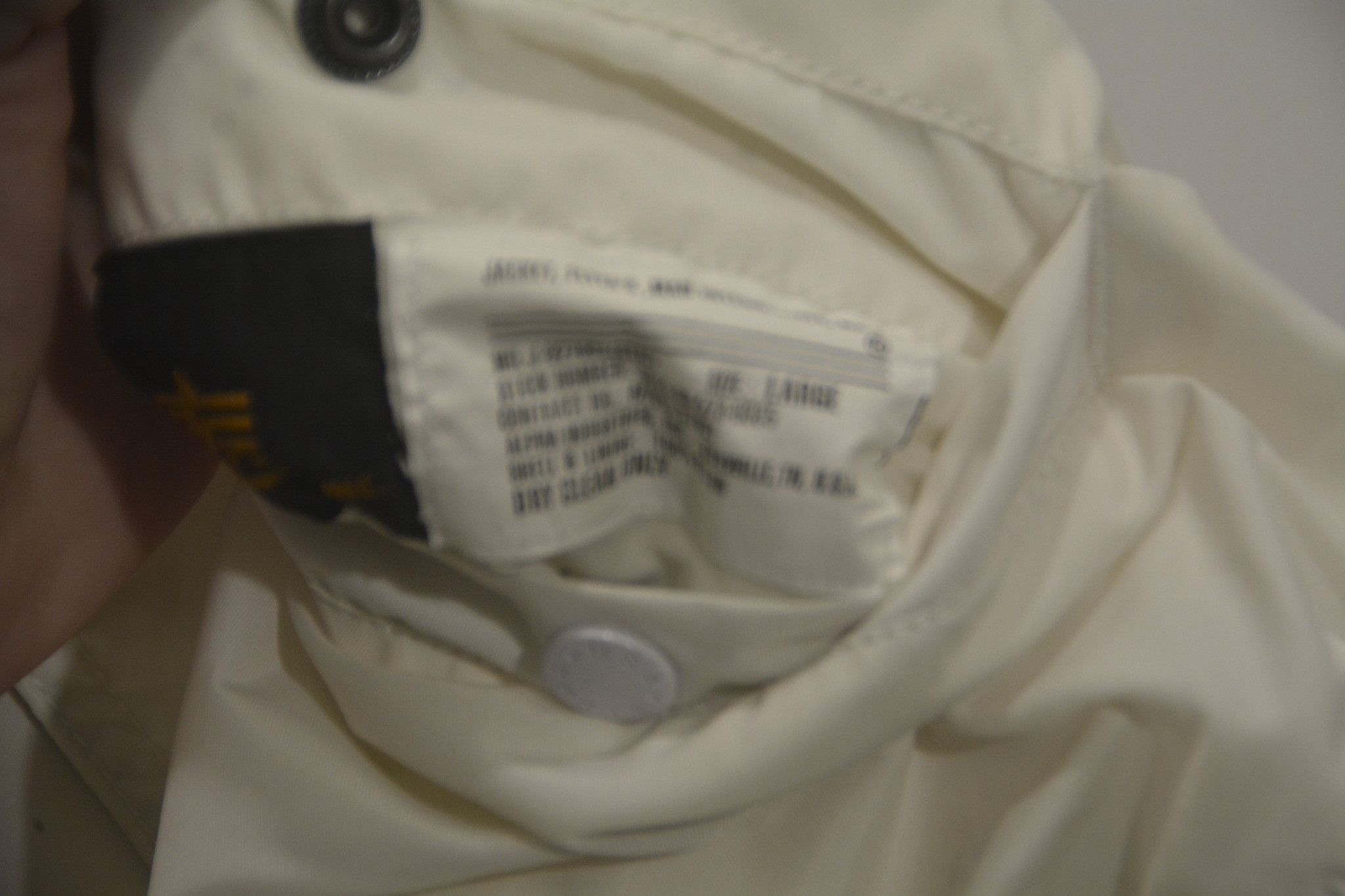 Alpha Industries Alpha Industries NASA MA-1 Flight Jacket White Bomber Size US L / EU 52-54 / 3 - 10 Thumbnail