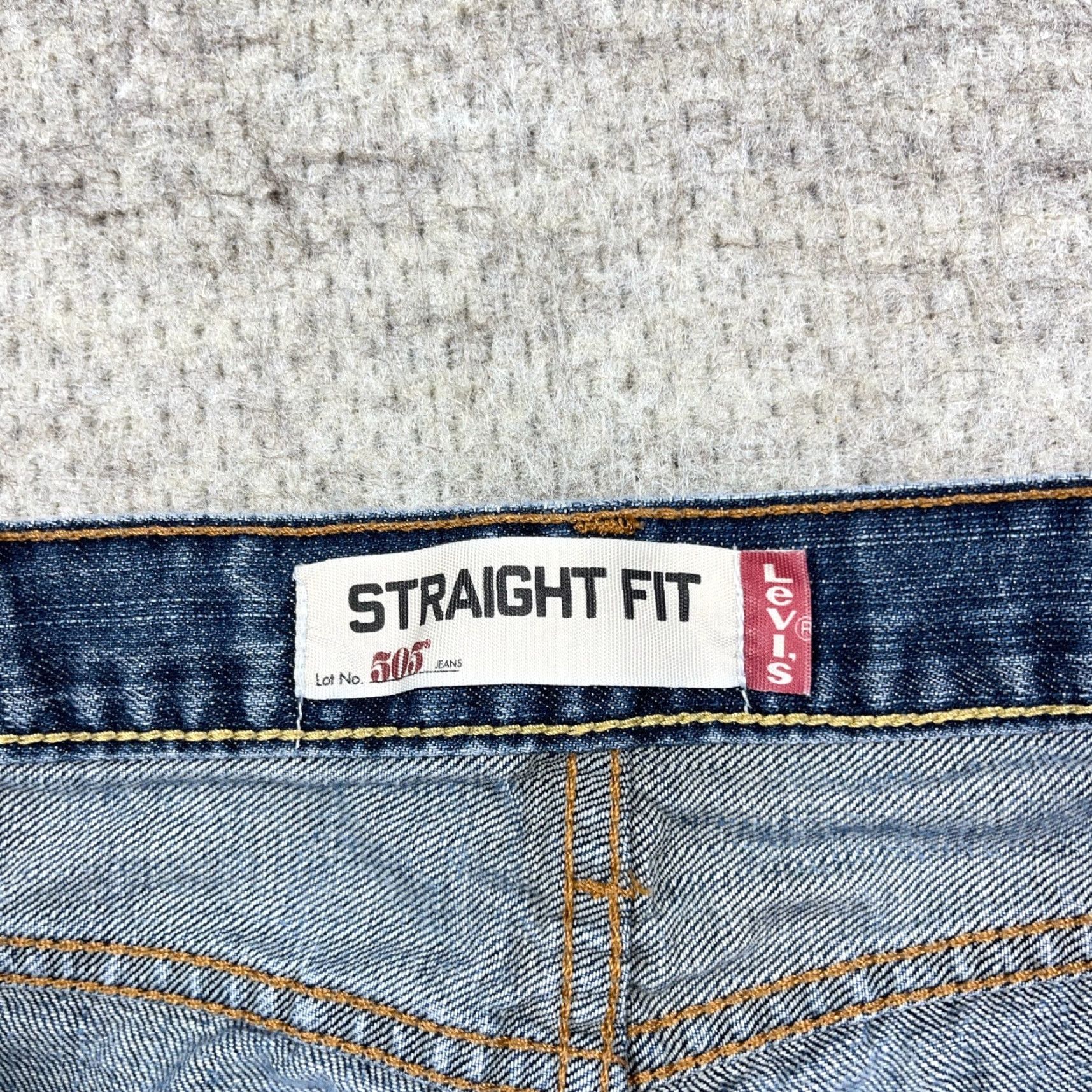 Levi's VINTAGE Levi's 505 Jeans Men 38x30 Straight Regular Blue Denim Cotton 5-Pocket Classic Modern Size US 38 / EU 54 - 4 Thumbnail