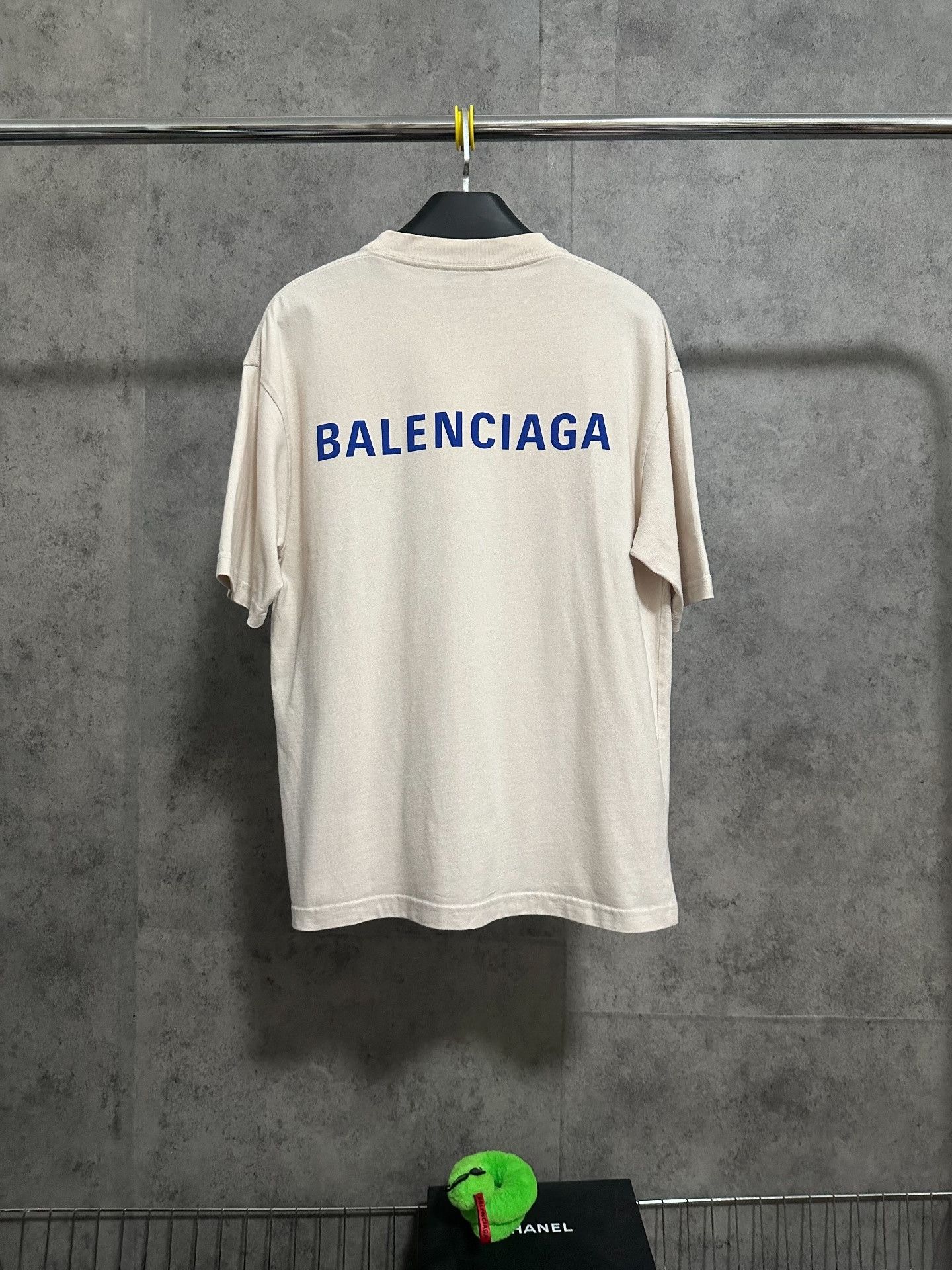 Balenciaga Balenciaga Short-Sleeve Logo Print T-Shirt Size US XXS / EU 40 - 4 Thumbnail