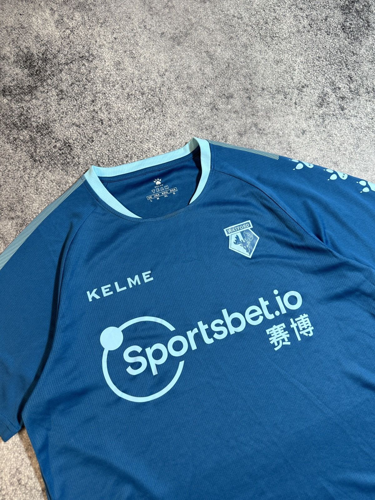 Other Kelme Watford Soccer Jersey Streetwear Rare Casual L England Size US L / EU 52-54 / 3 - 2 Thumbnail