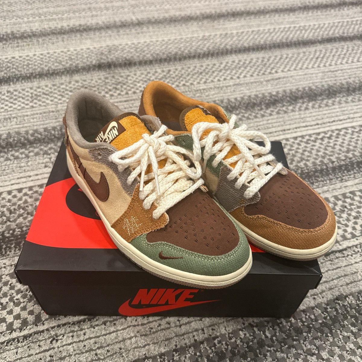 Nike Zion Williamson x Air Jordan 1 Retro Low OG 'Voodoo' Size US 7.5 / EU 40-41 - 2 Thumbnail
