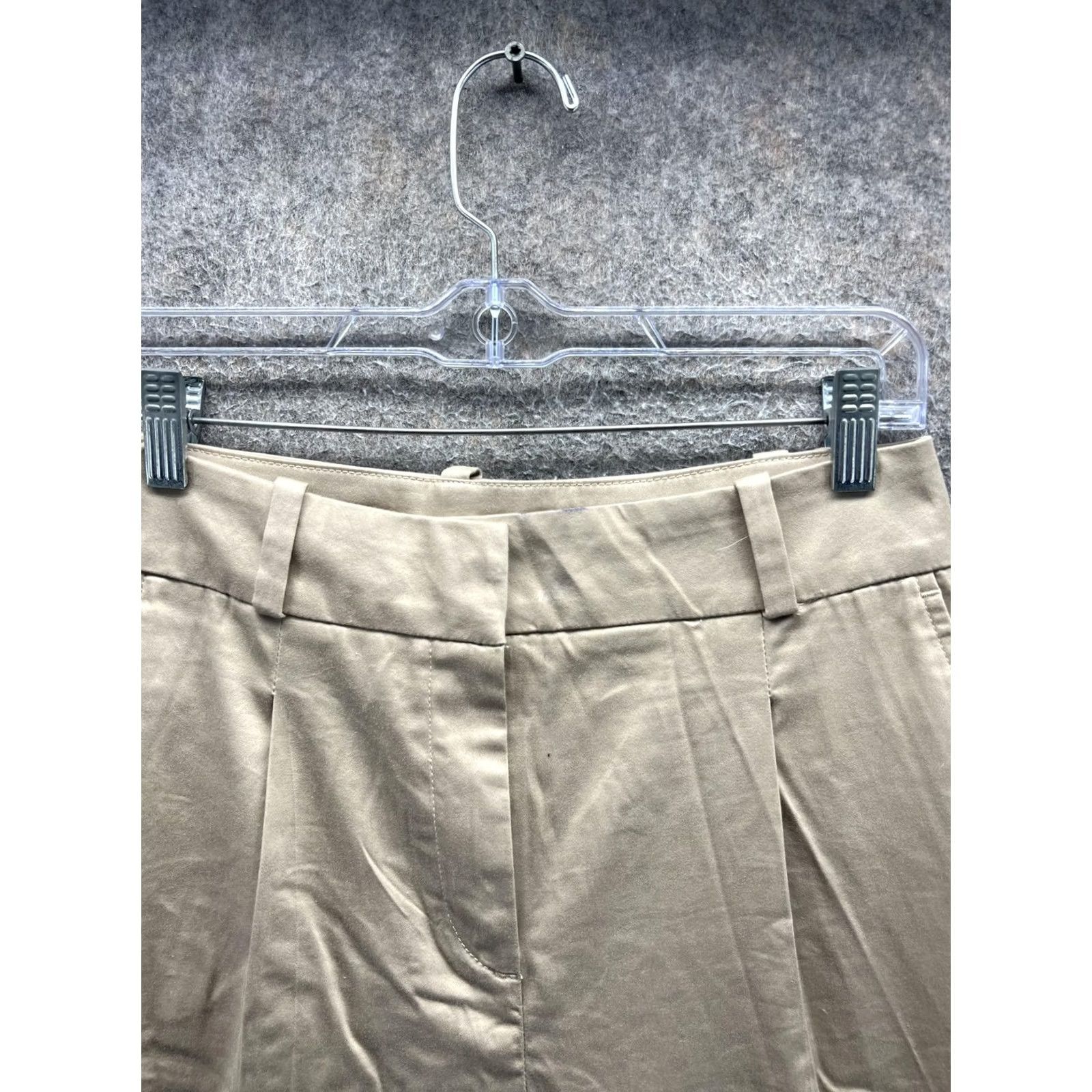 Brooks Brothers Brooks Brothers Pants Womens 4 Beige Twill Capri Pleated Cuffed Stretch Casual Size 27" / US 4 / IT 40 - 6 Thumbnail