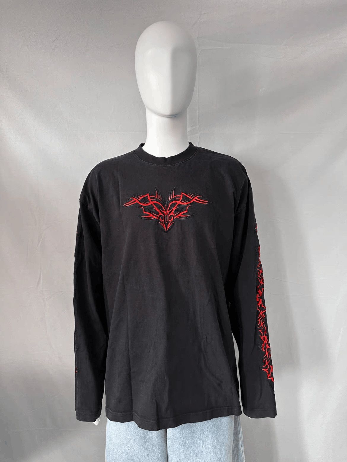 VETEMENTS　21AW Gothic Logo Long Sleeve VETEMENTS Long Sleeve Gothic Logo Oversized T-Shirt White
