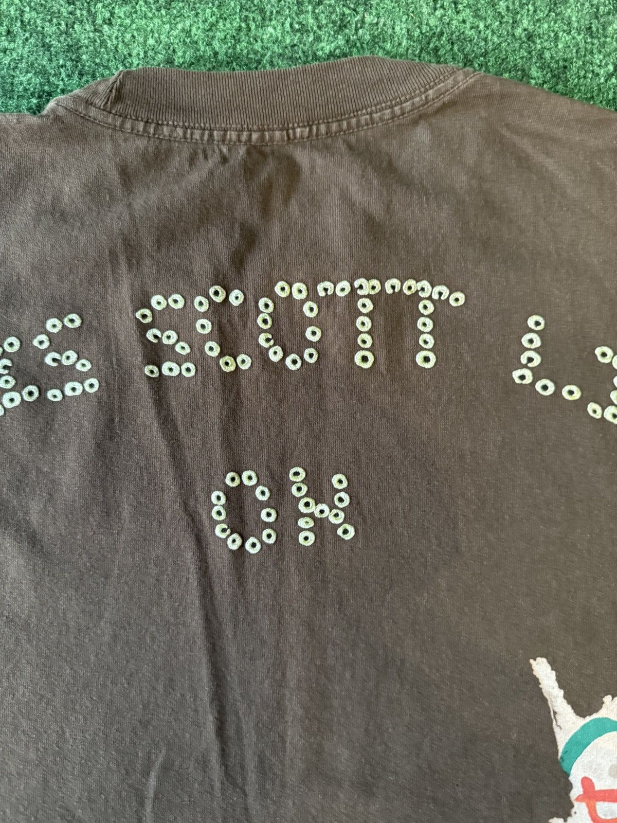 Travis Scott USED TRAVIS SCOTT CACTUS JACK UTOPIA VIP TEE SIZE XL Size US XL / EU 56 / 4 - 8 Thumbnail