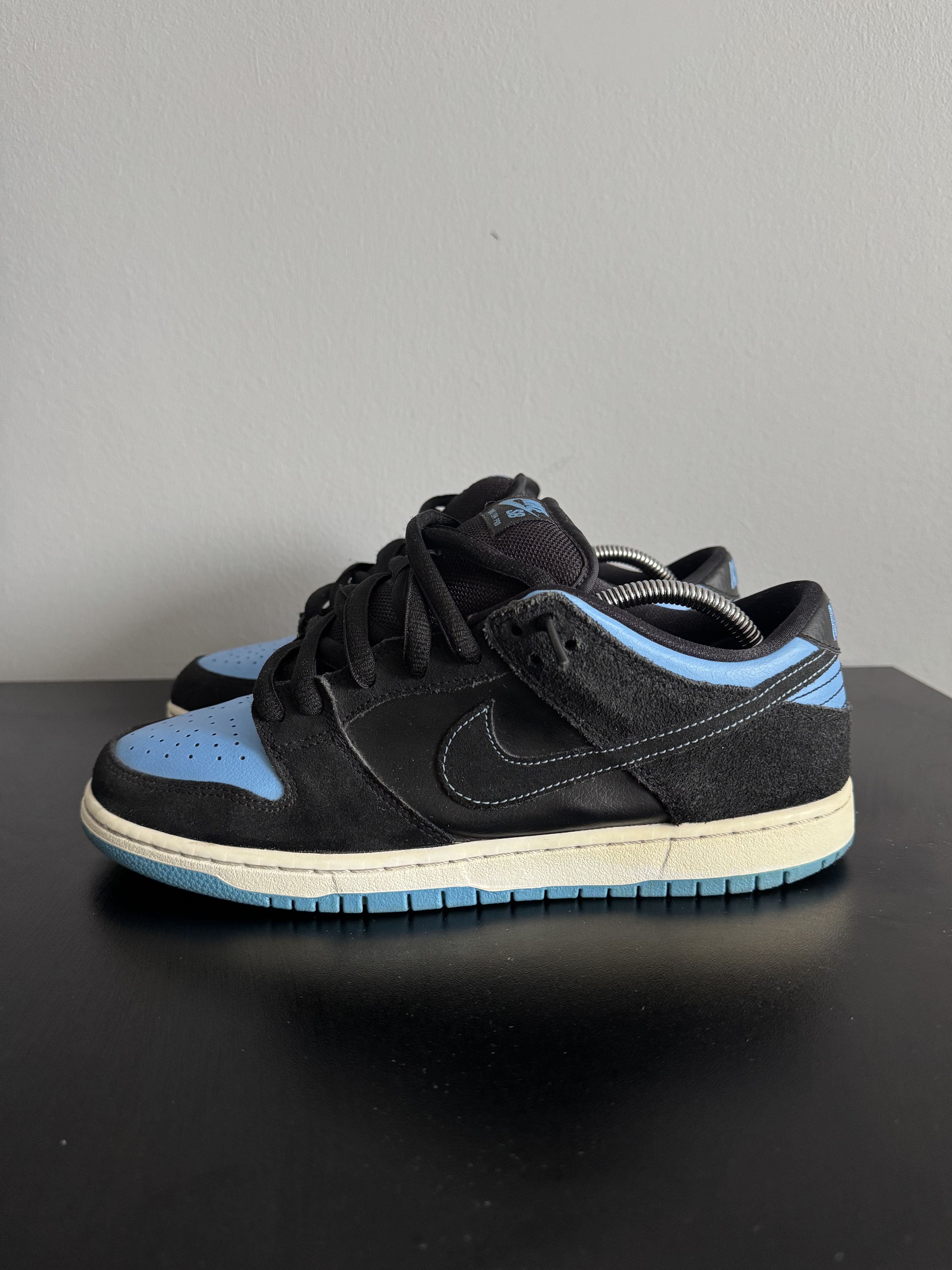 Nike Nike SB Dunk Sub Zero Low Black University Blue pigeon hulk Size US 9.5 / EU 42-43 - 1 Thumbnail