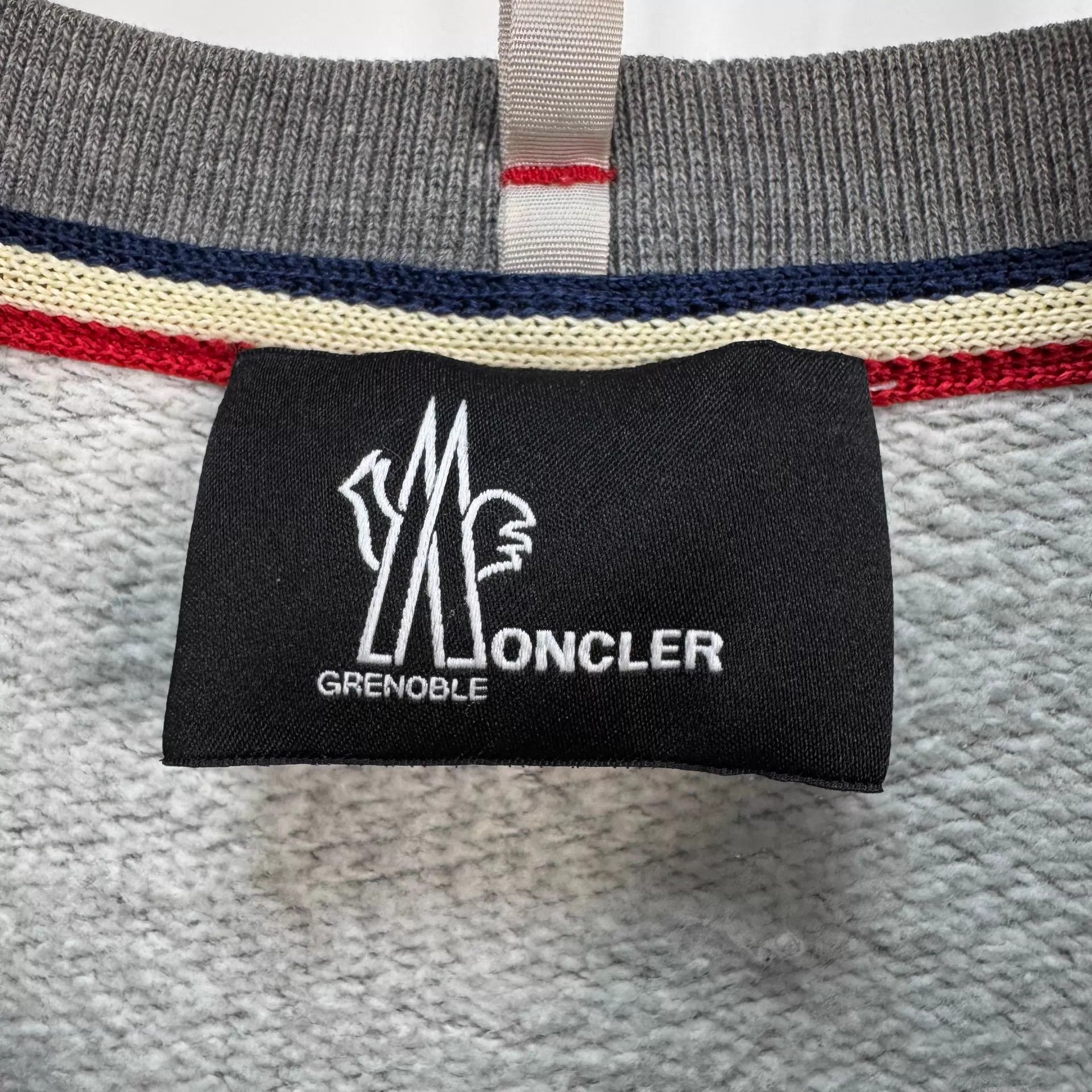 Moncler Moncler color block sweatshirt S 98 new Size US S / EU 44-46 / 1 - 5 Thumbnail