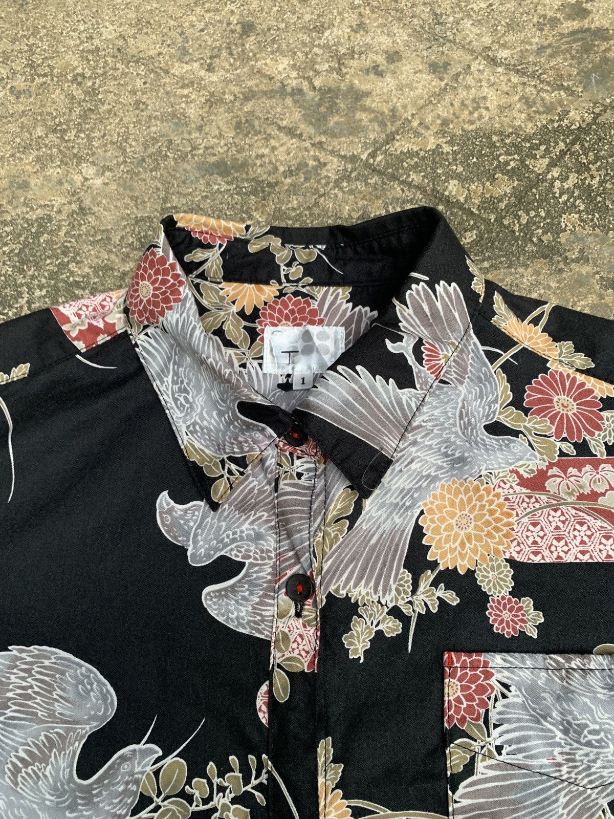 Japanese Brand × Takeo Kikuchi 2000s Takeo Kikuchi Oriental Bird and Flower Shirt Size M / US 6-8 / IT 42-44 - 6 Thumbnail