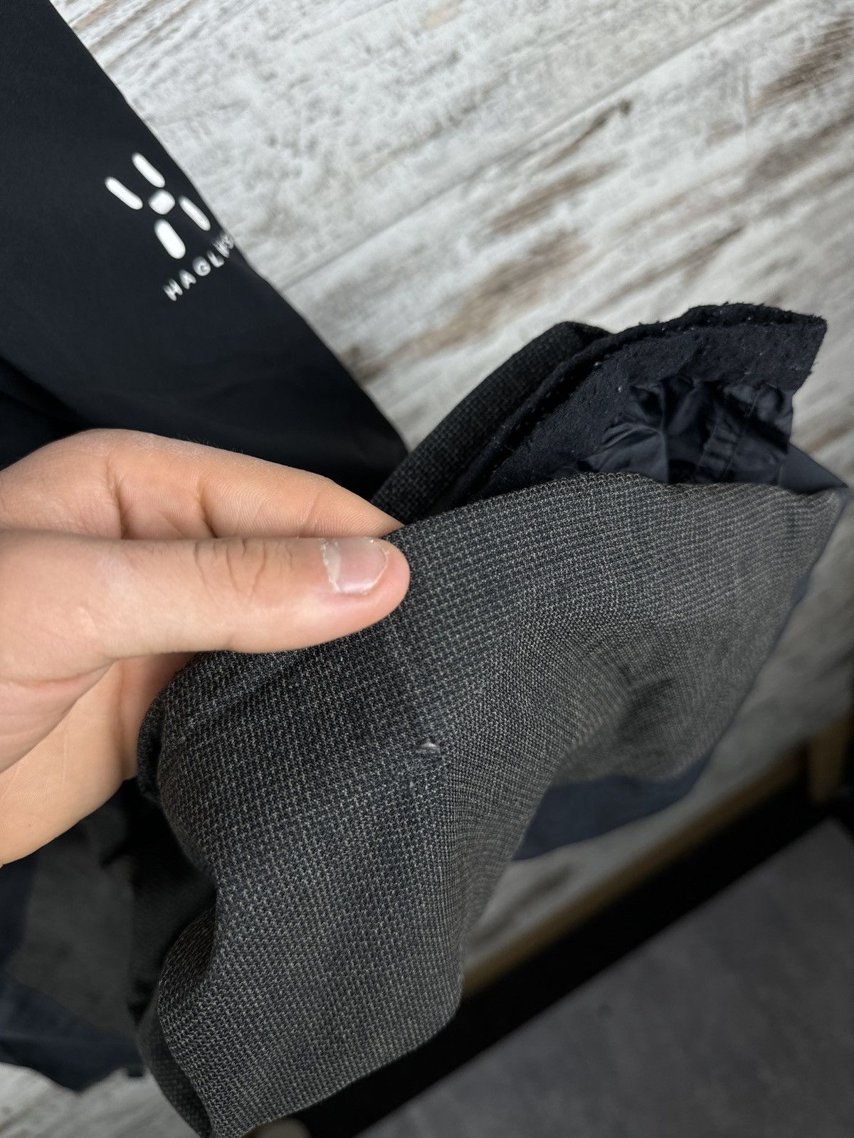Goretex × Haglofs Mens Vintage Haglofs Gore-Tex ski pants recco black Size US 30 / EU 46 - 12 Thumbnail