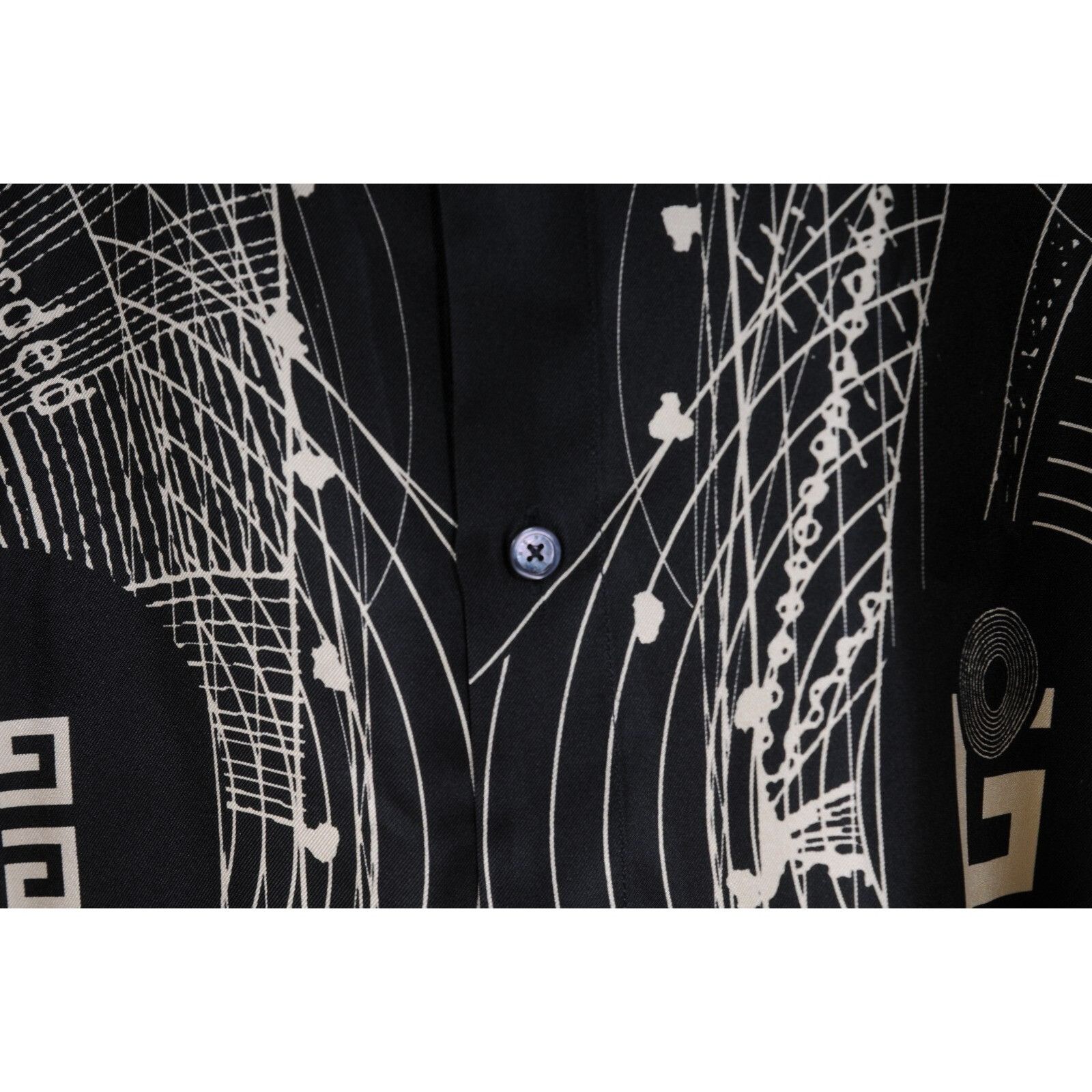Givenchy Givenchy Mens Icarus Sun Button Down Shirt 41 / 16 Black Yel Size US M / EU 48-50 / 2 - 9 Thumbnail