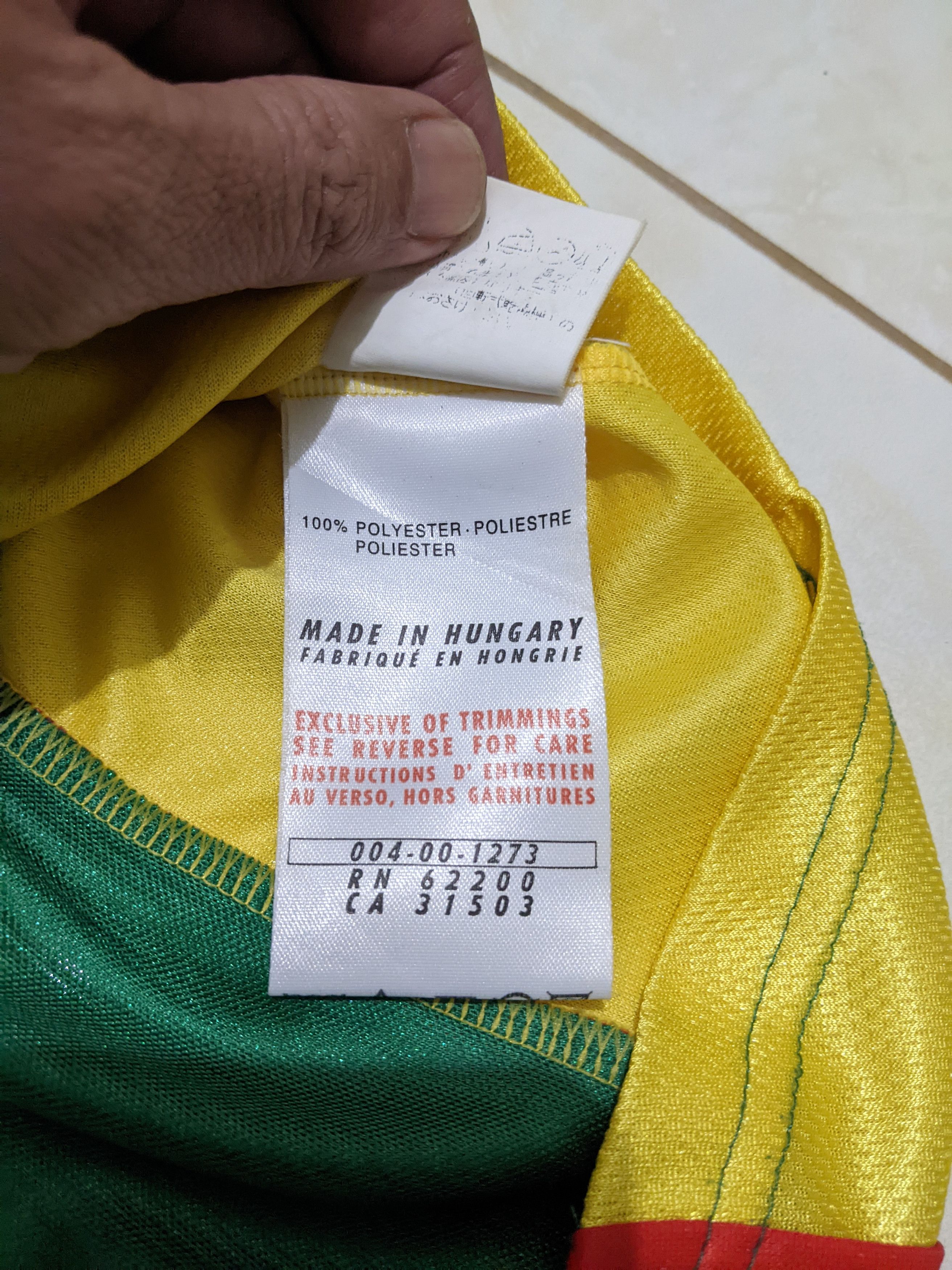 Puma Cameroon home world cup 98 Oman biyik Jersey football shirt Size US L / EU 52-54 / 3 - 11 Thumbnail