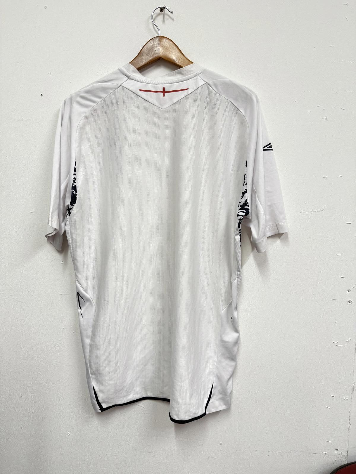 Umbro England National Football Team Umbro Jersey 2007-2009 Size US L / EU 52-54 / 3 - 4 Thumbnail