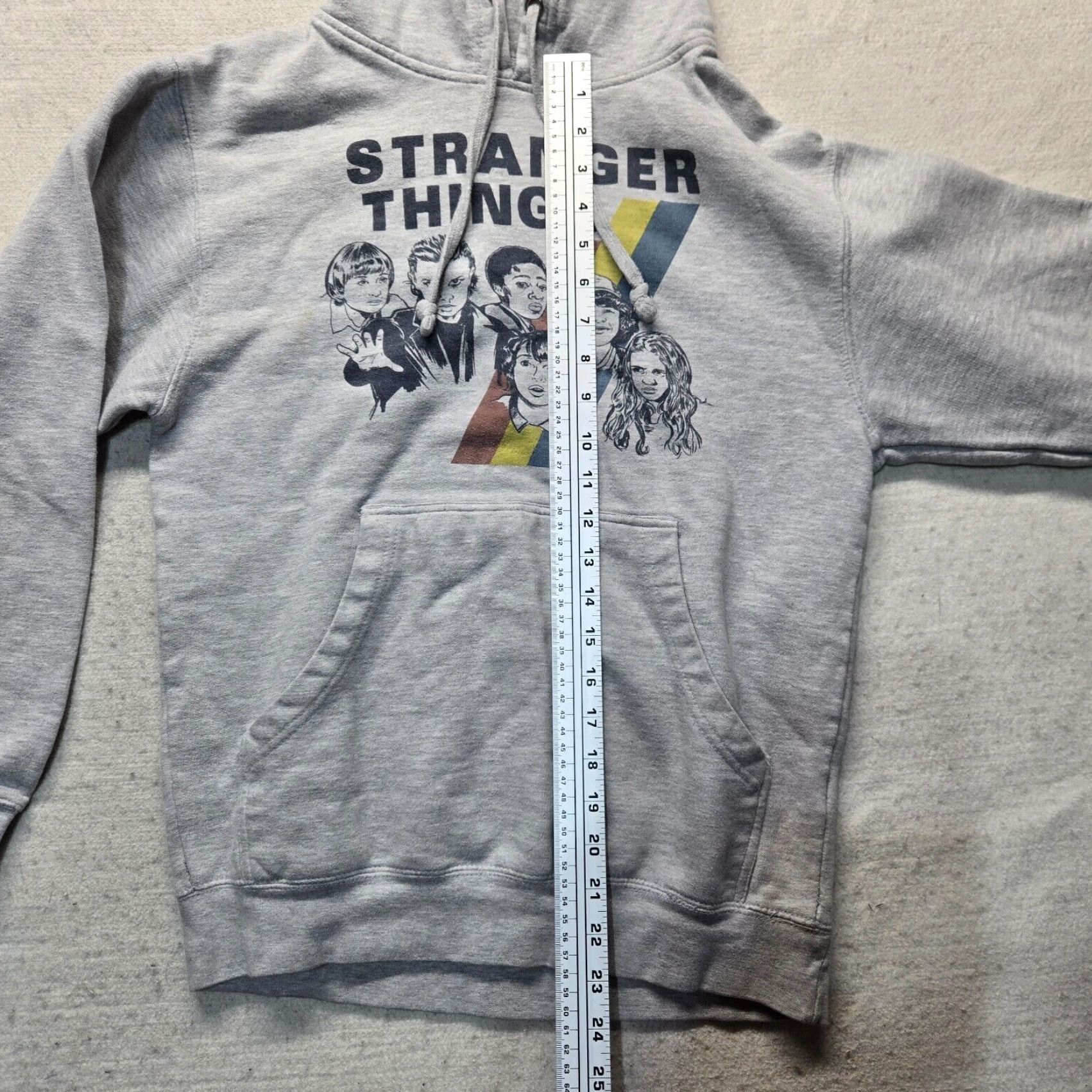 Vintage Stranger Things Pullover Hoodie Men's Size S Gray Pockets Logo Sweatshirt Size US S / EU 44-46 / 1 - 6 Thumbnail