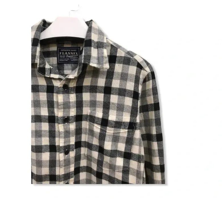 Japanese Brand Japanese Brand Uniqlo Plaid Tartan Flannel Shirt 👕 Size US XS / EU 42 / 0 - 2 Thumbnail