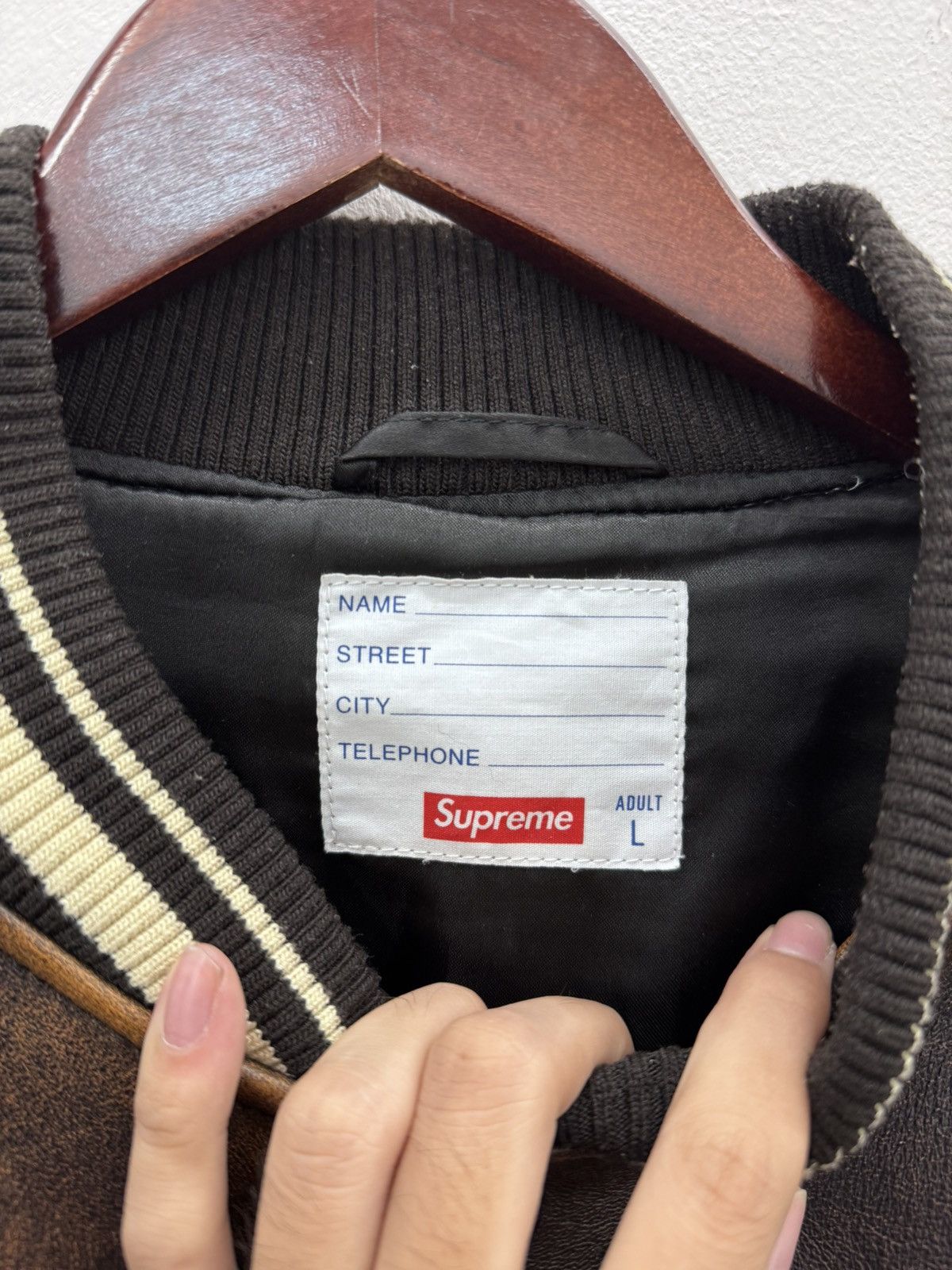 Supreme Supreme Worn Leather Varsity Jacket Size US L / EU 52-54 / 3 - 3 Thumbnail
