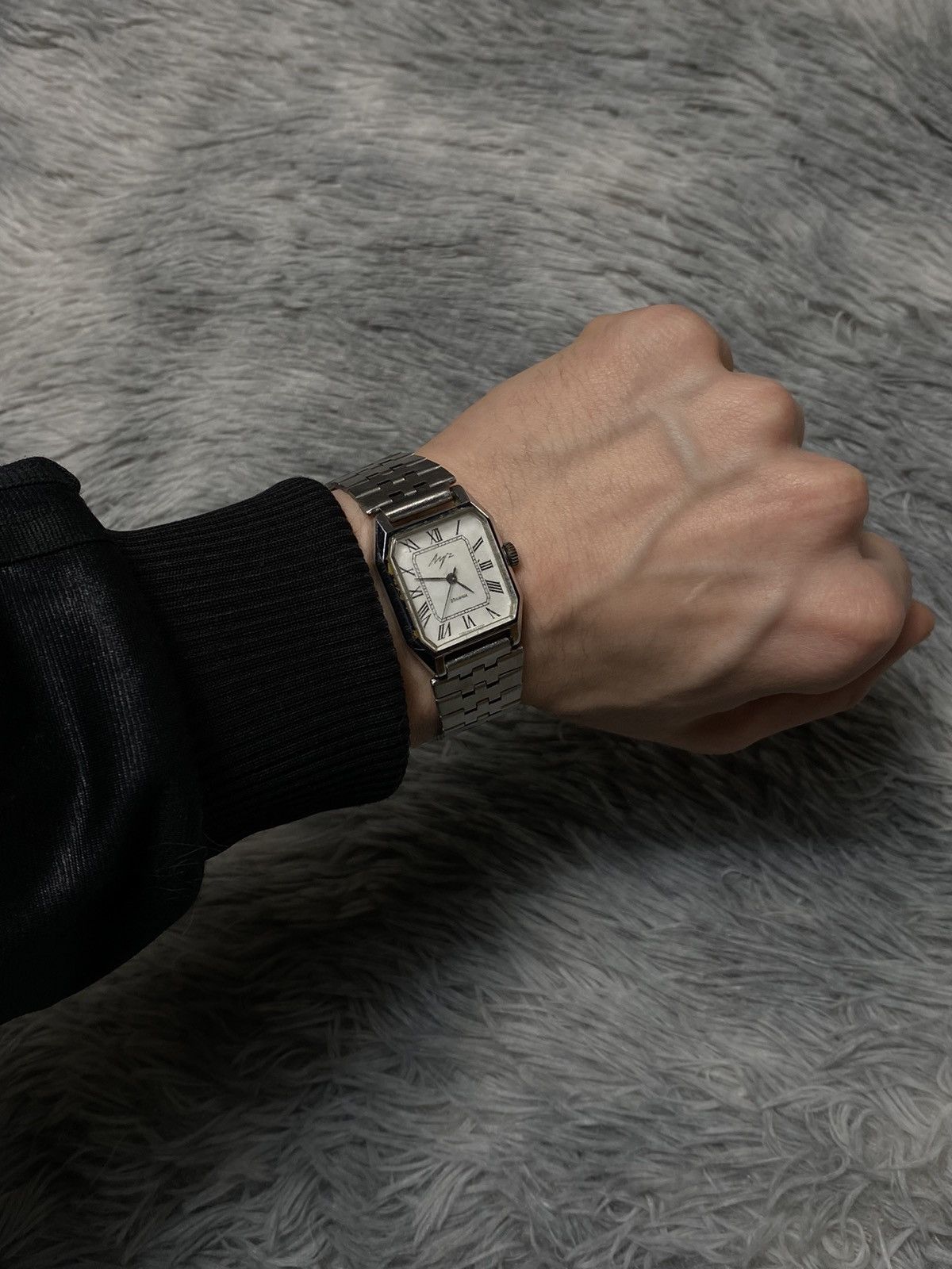 Jewelry × Vintage Vintage Luch Mechanical Watch USSR | Japanese Brand Size ONE SIZE - 8 Thumbnail