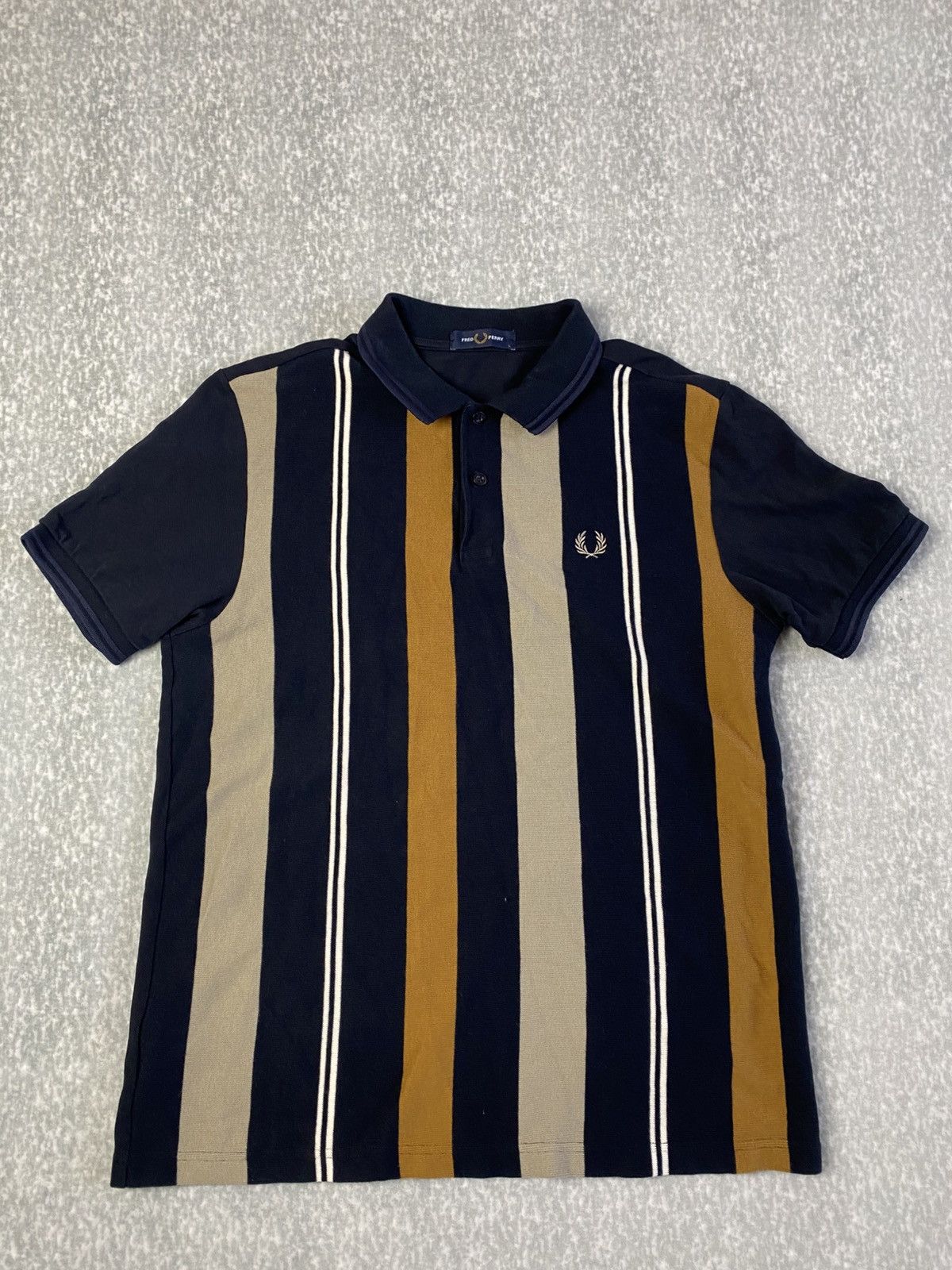 Fred Perry Fred Perry Vertical Stripe Polo Shirt Size US L / EU 52-54 / 3 - 1 Thumbnail