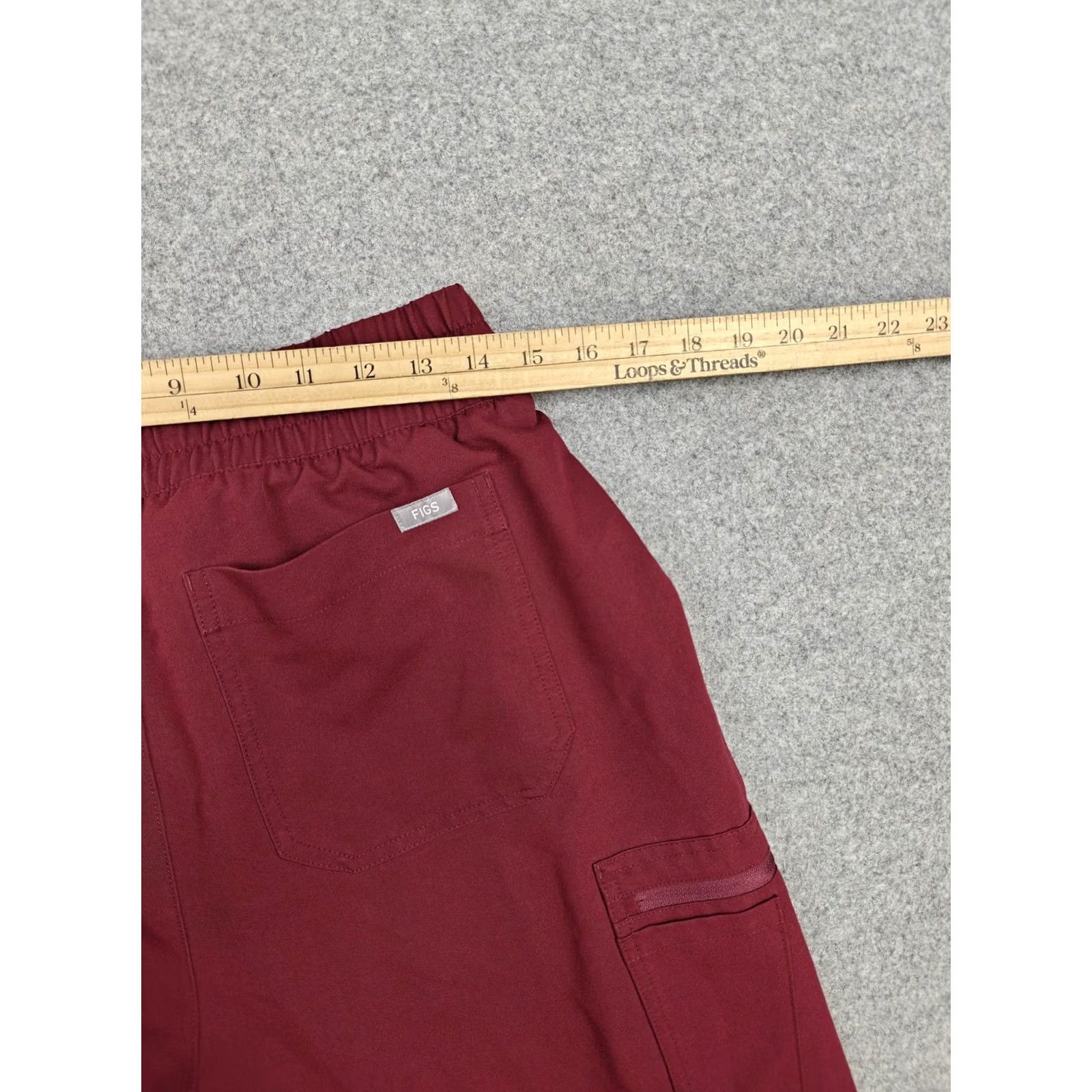 Vintage FIGS Scrub Pants Womens Large Red Technical Collection Drawstring Cargo Pockets Size 36" / US 14 / IT 50 - 7 Thumbnail