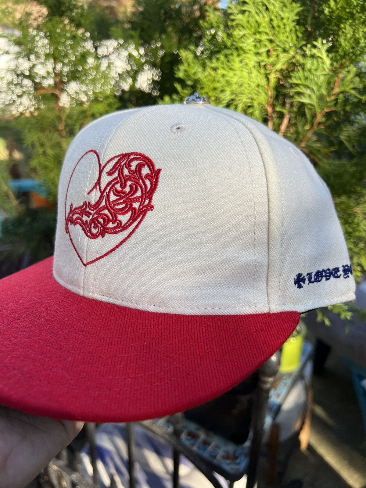 Chrome Hearts Chrome Hearts Red Vine Heart Fitted Hat Size ONE SIZE - 13 Thumbnail