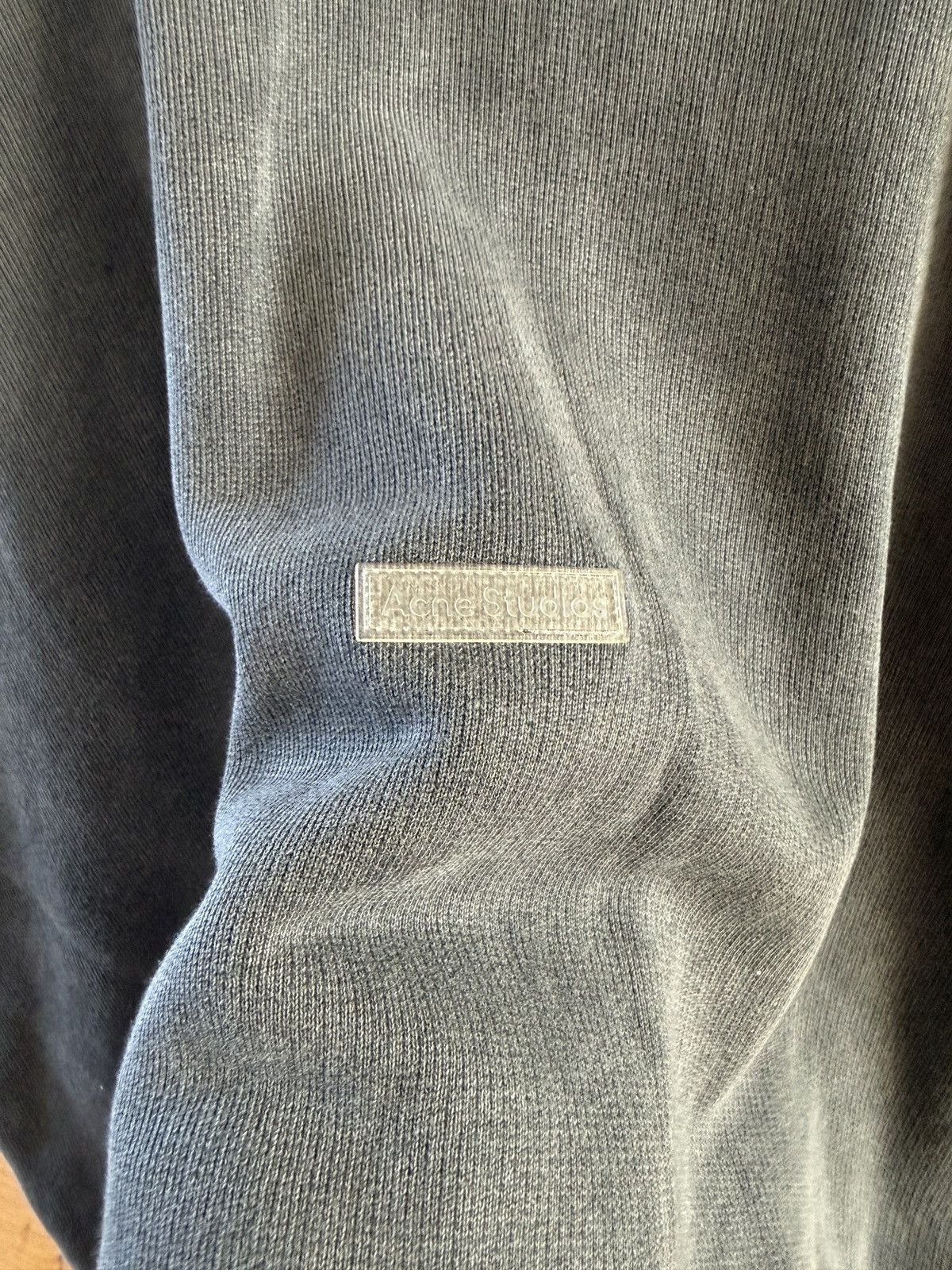 Acne Studios Acne Studios Crop Sweatshirt Sweater Hoodie Grey Gray Size US L / EU 52-54 / 3 - 4 Thumbnail