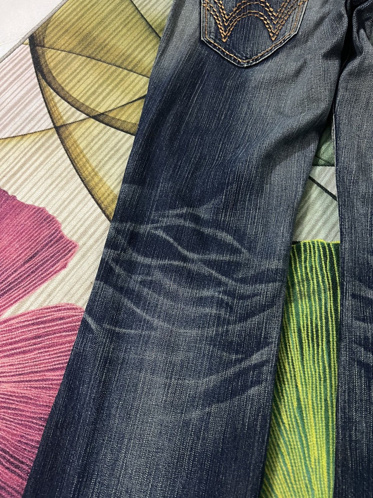 Edwin 💥Flare💥Vintage Edwin XVS Buffalo Head Distress Jean Size US 30 / EU 46 - 18 Thumbnail