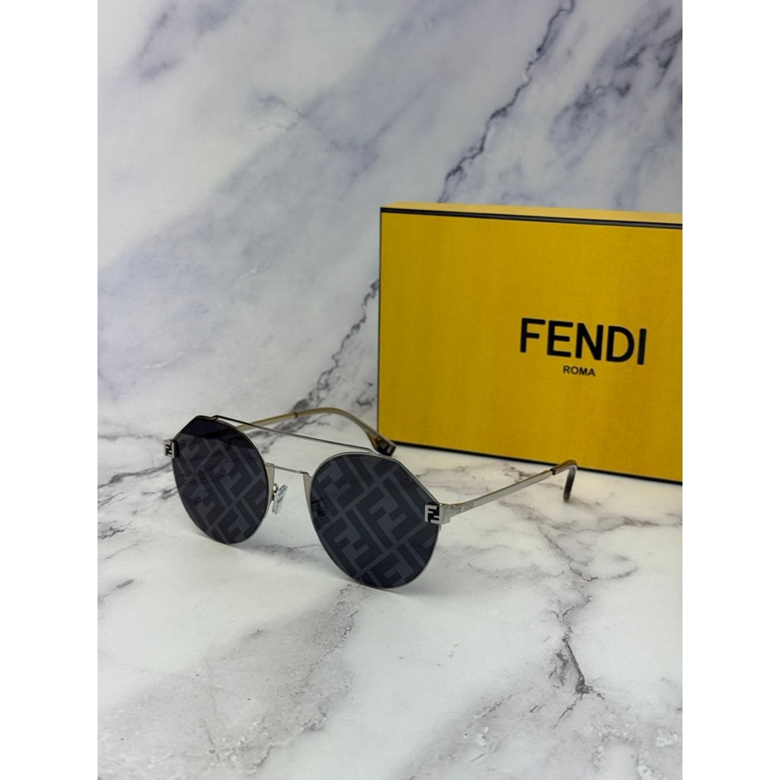 Fendi NEW Fendi FE40060U Silver Logo Mirror Round Sunglasses Size ONE SIZE - 8 Thumbnail