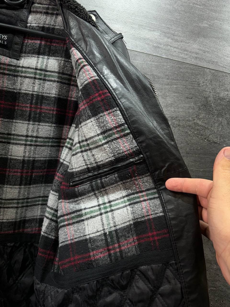 Other Barneys Originals Men's Multipocket Black Leather Jackets Size US XL / EU 56 / 4 - 14 Thumbnail