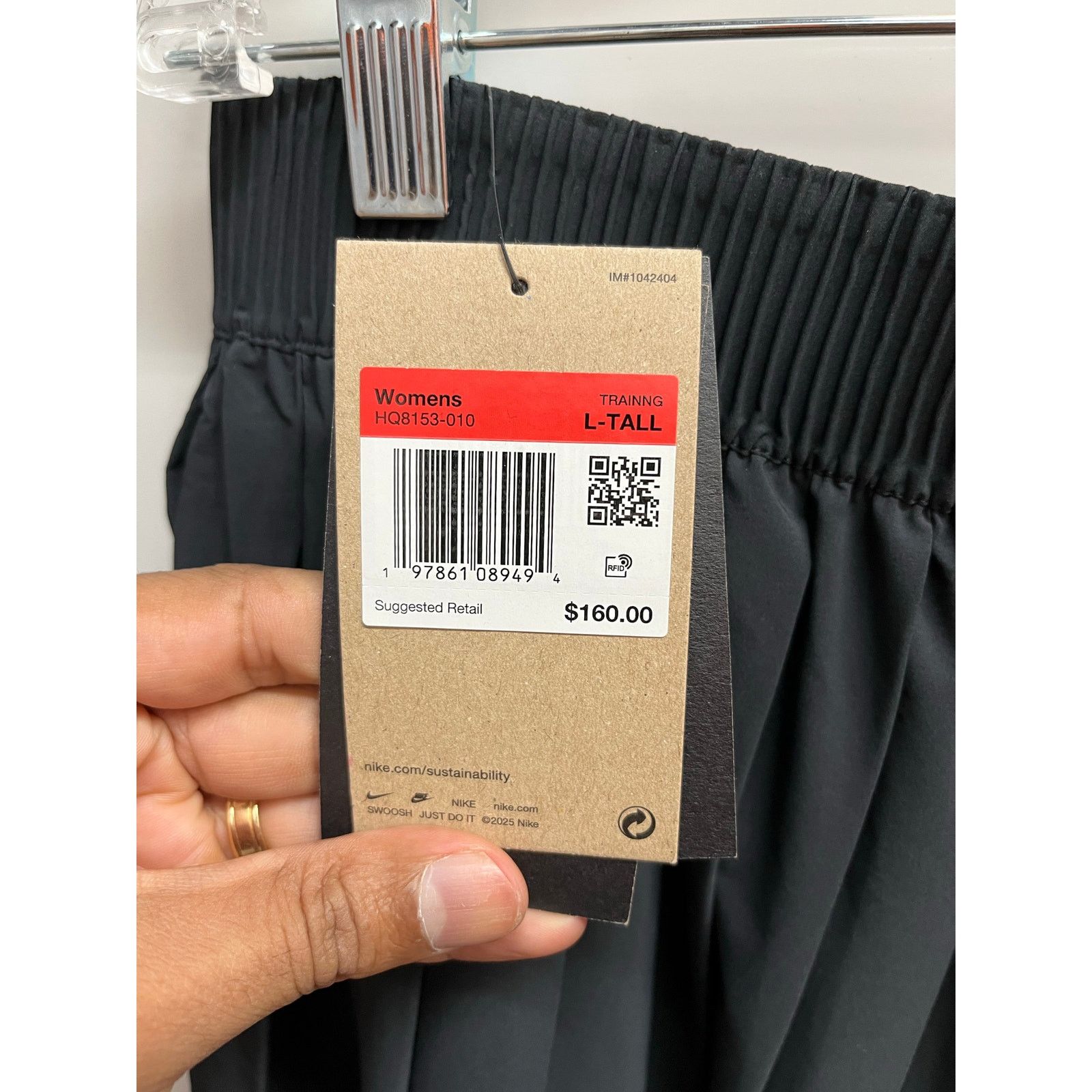 Nike Nike - 24.7 PerfectStretch Dri-FIT Pleated Skirt / L /black Size 30" / US 8 / IT 44 - 6 Thumbnail