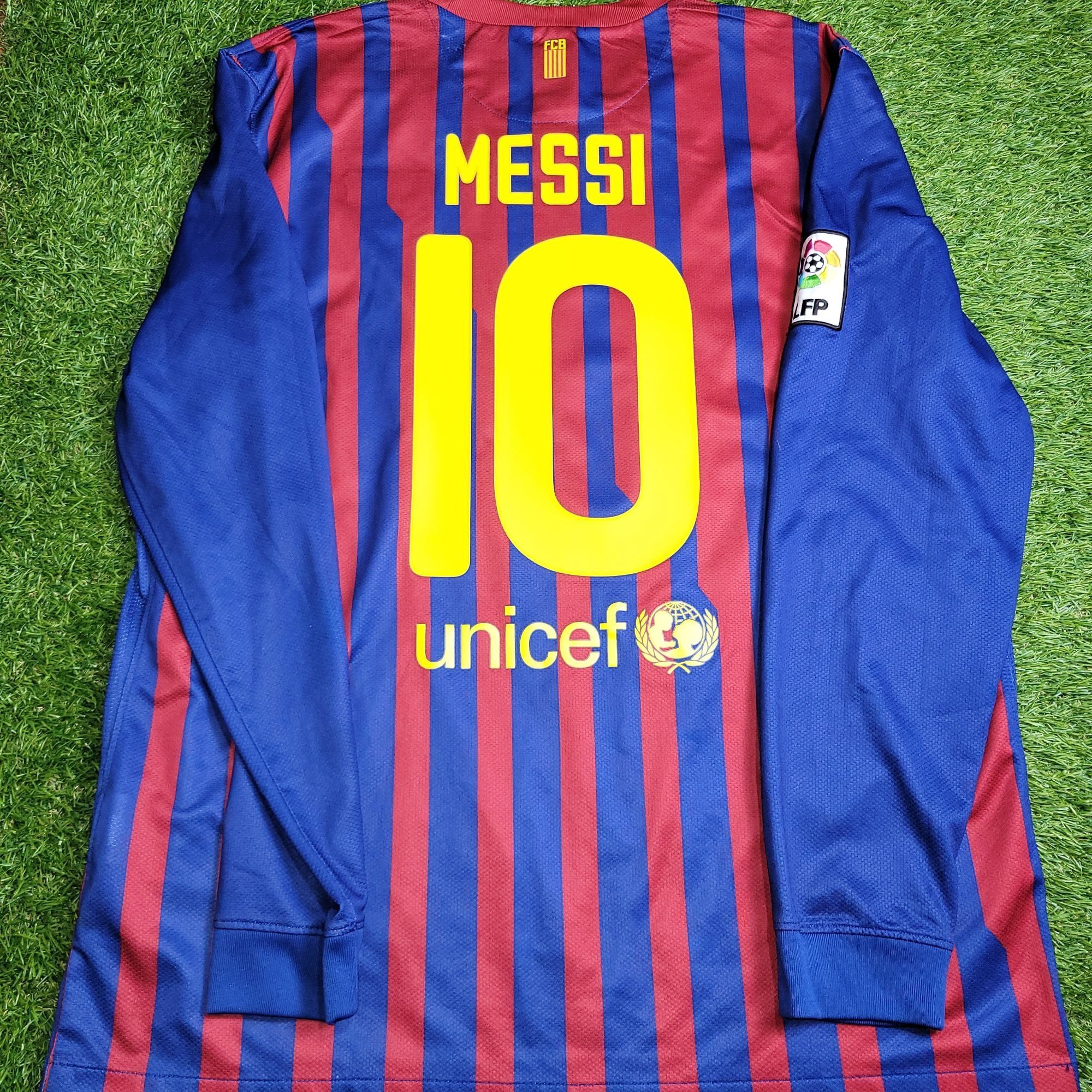 Nike Messi Barcelona 2011 2012 Long Sleeve Soccer Jersey Shirt XL Size US XL / EU 56 / 4 - 1 Thumbnail
