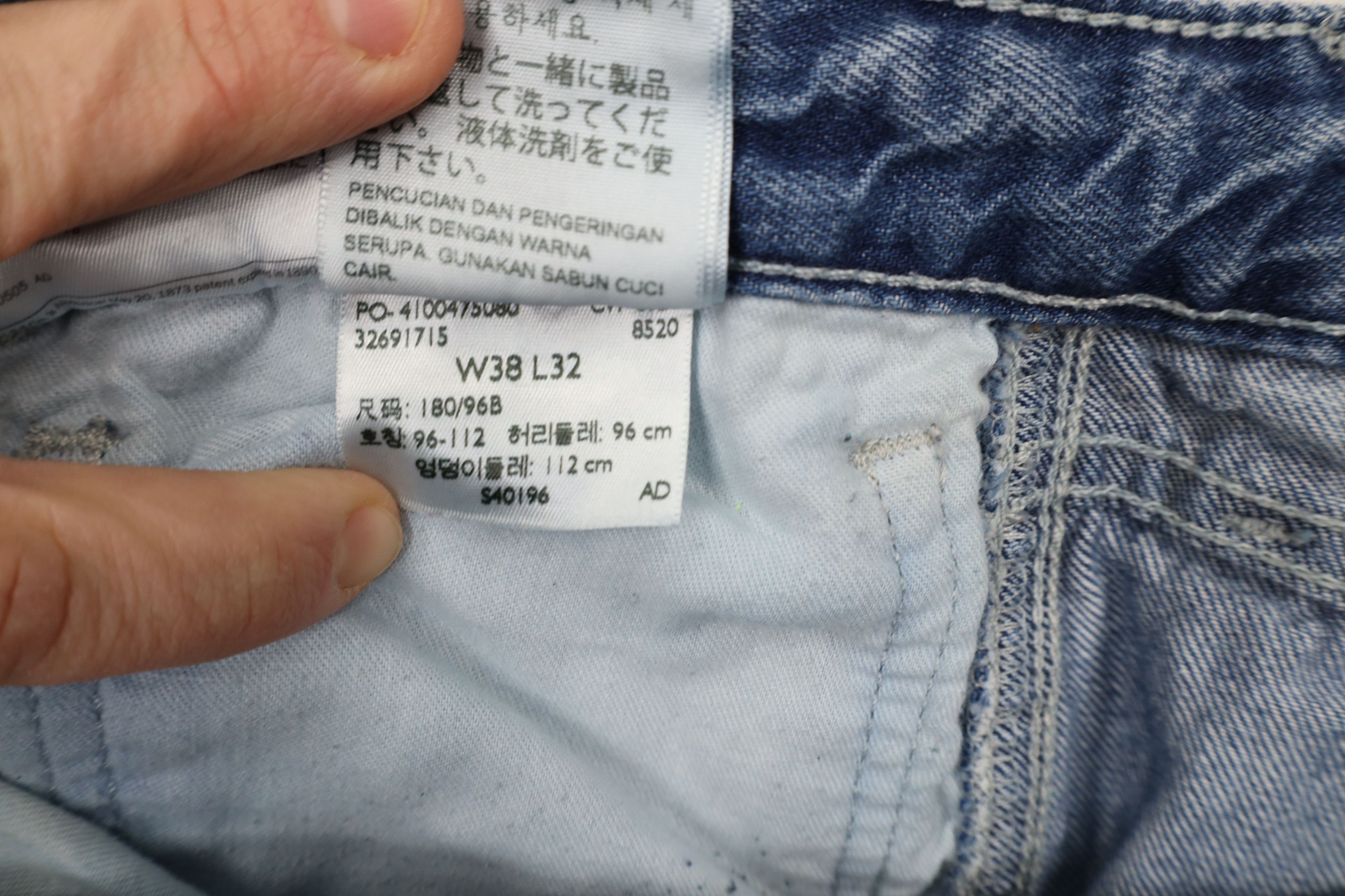 Levi's × Vintage Vintage Y2K Levis Relaxed Fit Dungaree Denim Jeans Blue Size US 38 / EU 54 - 7 Thumbnail