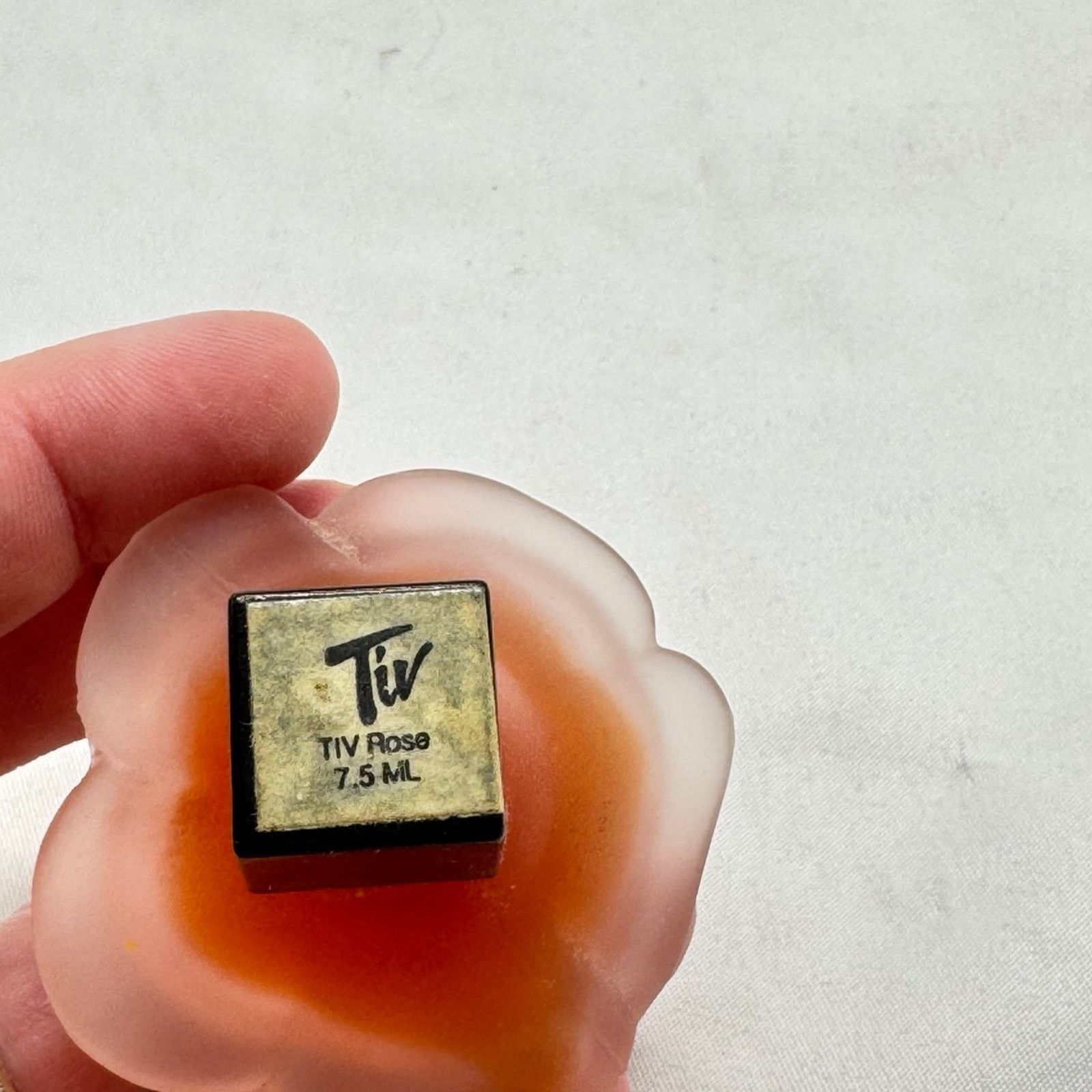 NBDN Nobrandedon VTG TIV Rose 7.5 ml EDP mini dabber Size ONE SIZE - 4 Thumbnail