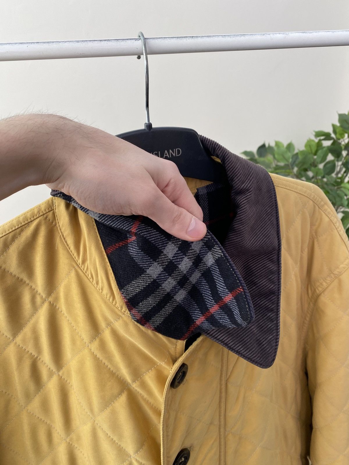 Burberry Vintage Burberry Nova Check Quilted Yellow Jacket Size US L / EU 52-54 / 3 - 5 Thumbnail