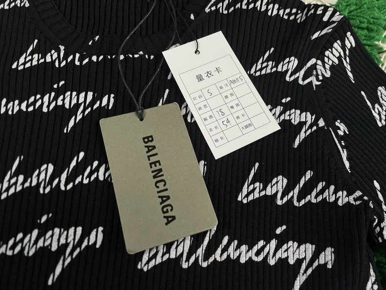 Balenciaga Balenciaga Cursive Bullet Screen Knitted Sweater Size US S / EU 44-46 / 1 - 6 Thumbnail