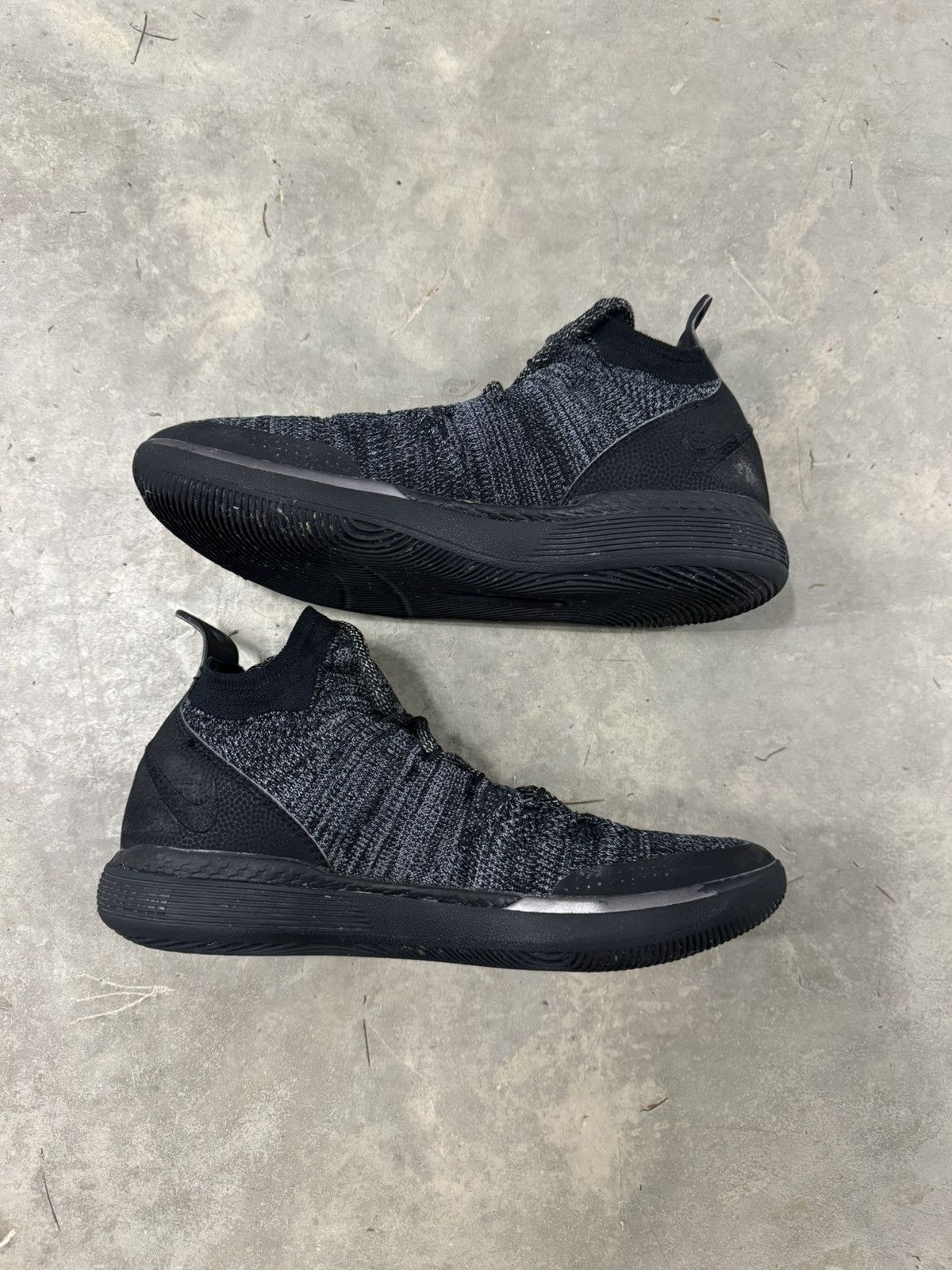 Nike Nike Zoom KD 11 Twilight Pulse Size 9.5 Size US 9.5 / EU 42-43 - 3 Thumbnail