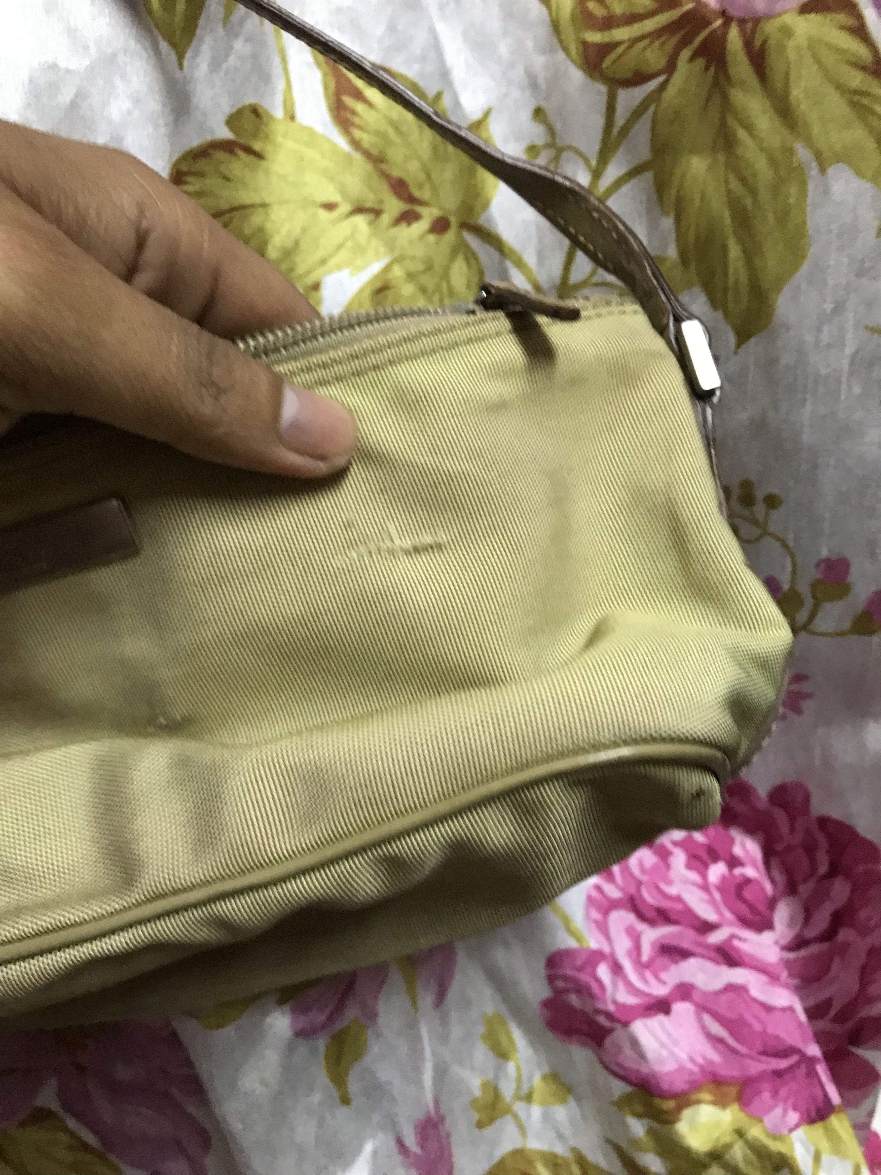 Gucci × Vintage Authentic Gucci Ponchete Distress Size ONE SIZE - 7 Thumbnail