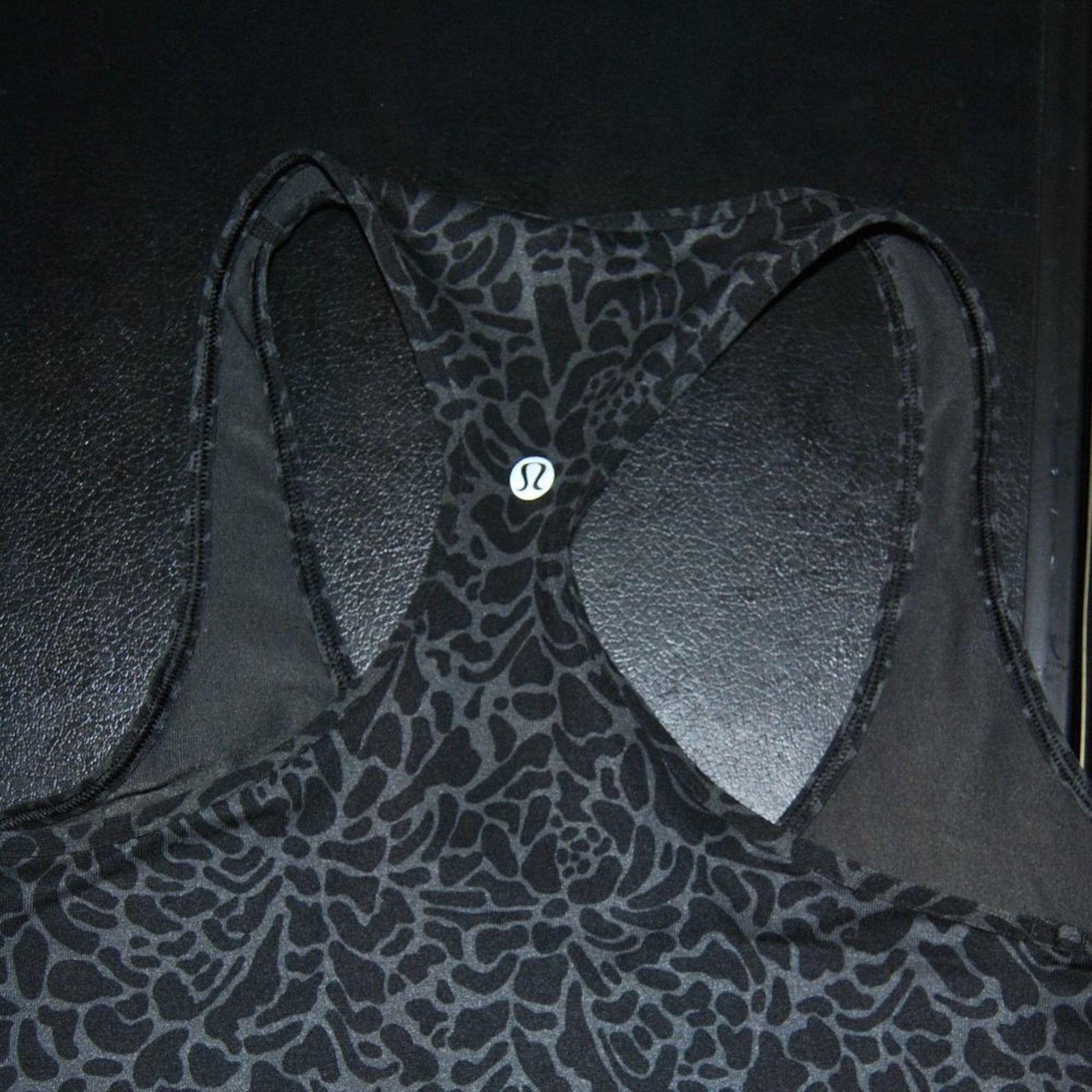 Lululemon Lululemon Tank Top Black Gray Design Size: 8 (No tag) Size M / US 6-8 / IT 42-44 - 5 Thumbnail