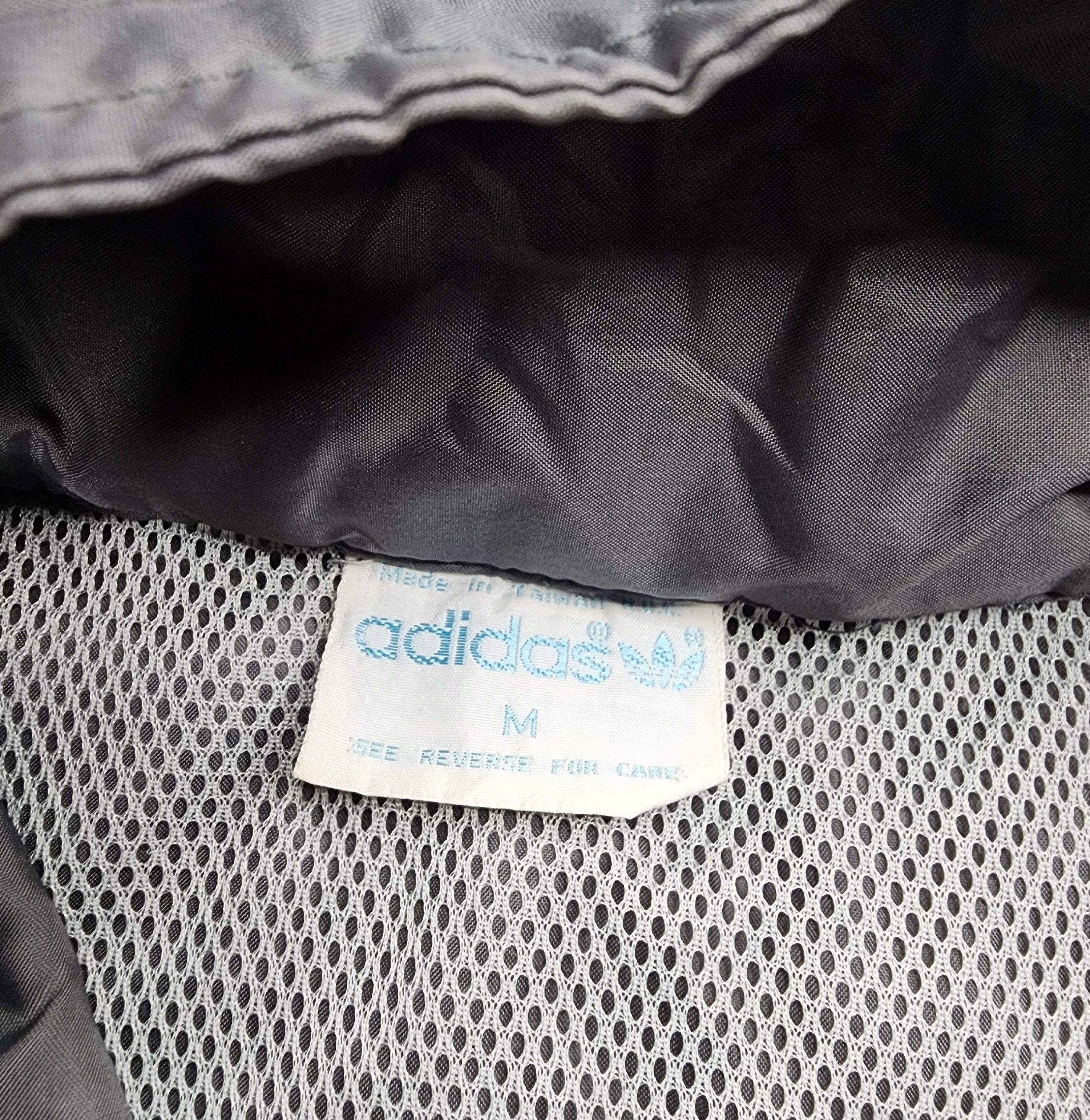 Adidas Vintage Adidas 1/4 zipper windbreaker hoodied jacket Size US M / EU 48-50 / 2 - 6 Thumbnail
