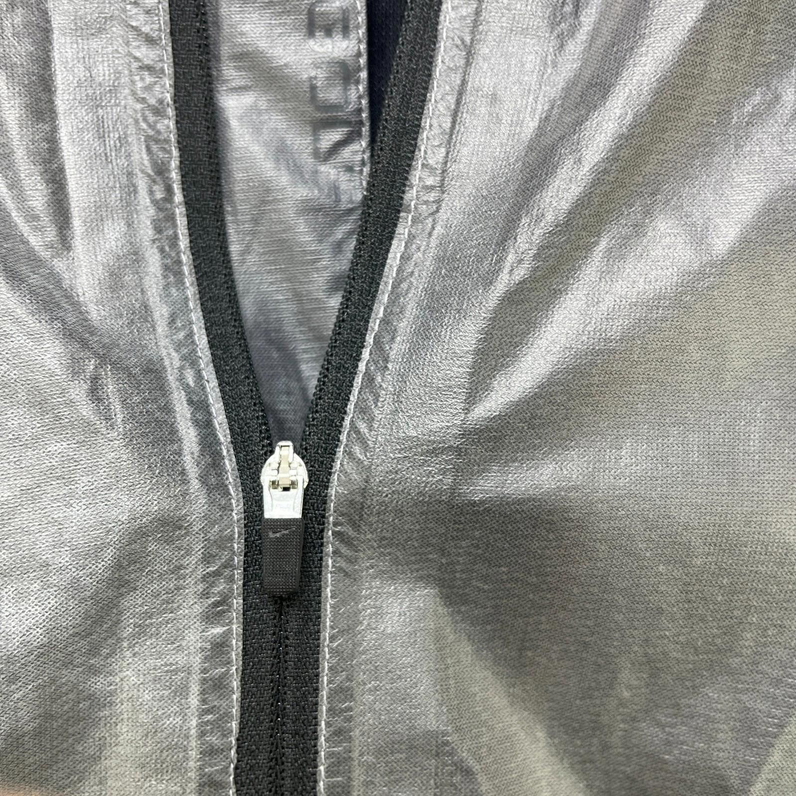 Nike Vintage Nike Golf Windbreaker Jacket Large Gray Size US L / EU 52-54 / 3 - 4 Thumbnail