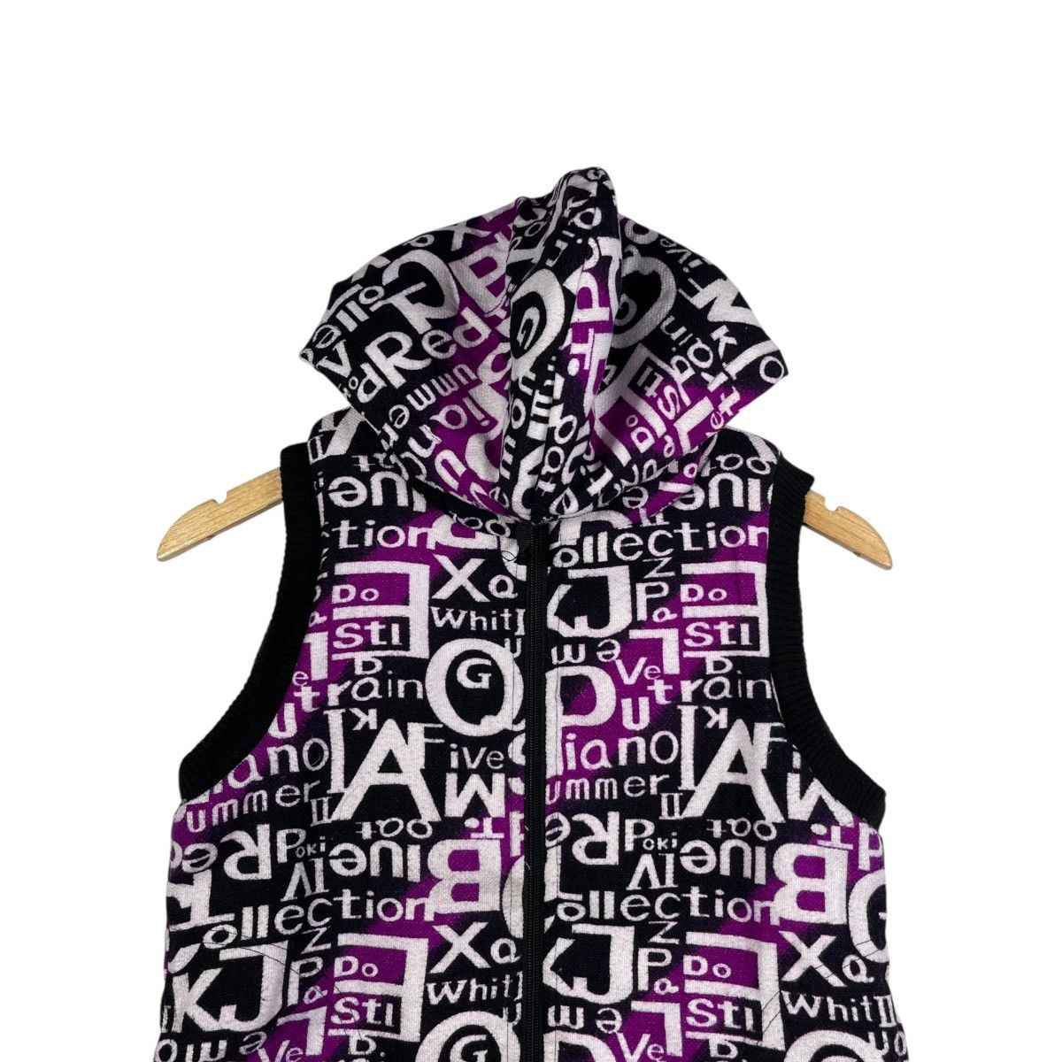 Vintage Rote Rose All Over Graphic Hooded Puffer Vest Purple Black Size M / US 6-8 / IT 42-44 - 2 Thumbnail