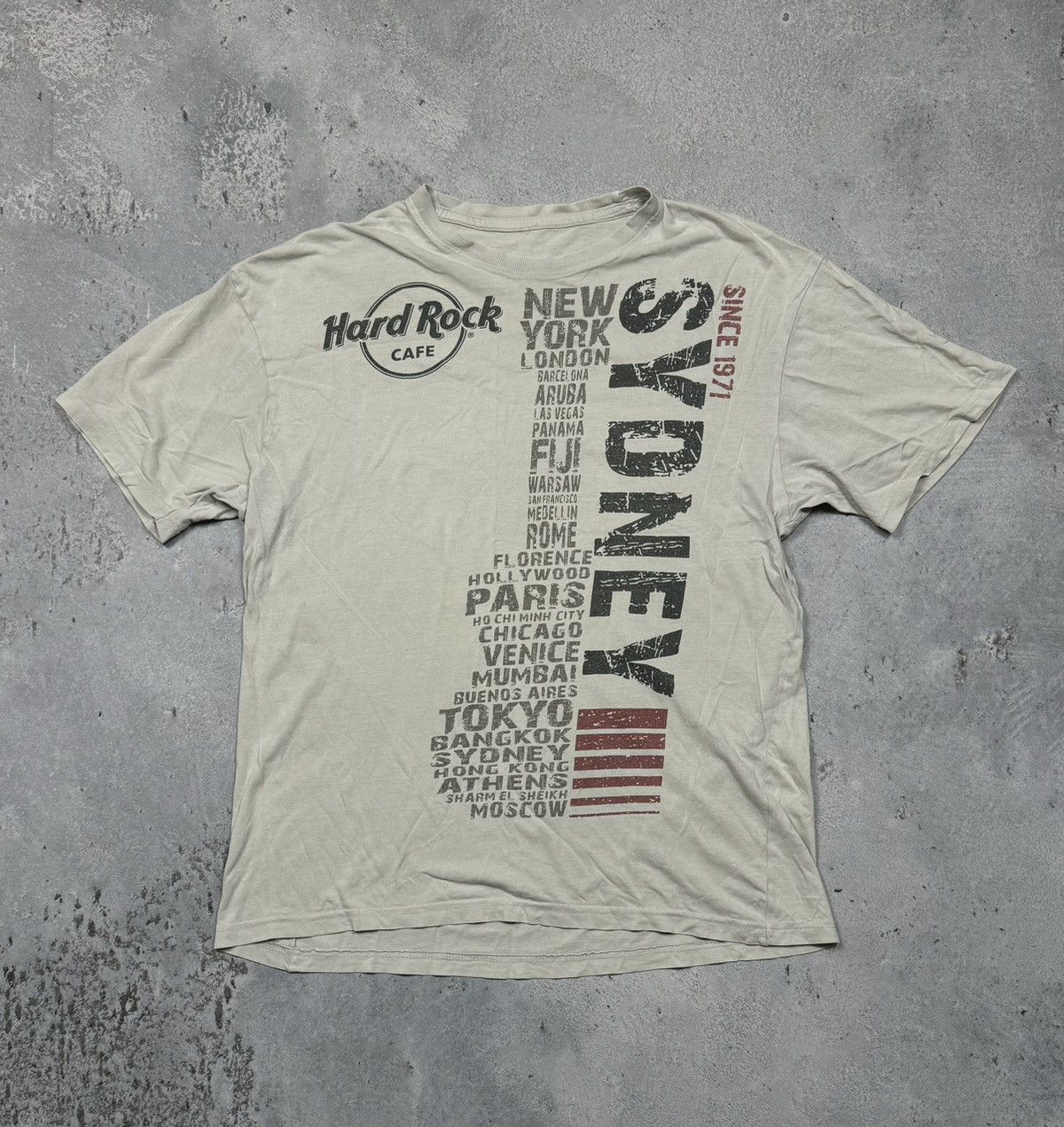 Hard Rock Cafe Vintage t shirt Hard Rock Cafe cities series Size US L / EU 52-54 / 3 - 1 Thumbnail